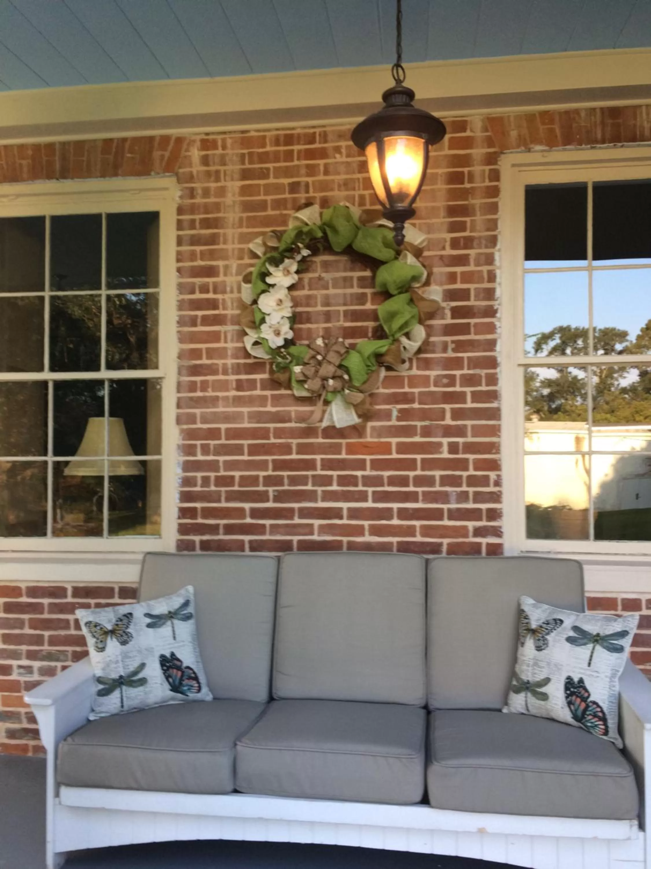 Property building, Seating Area in Concord Quarters
