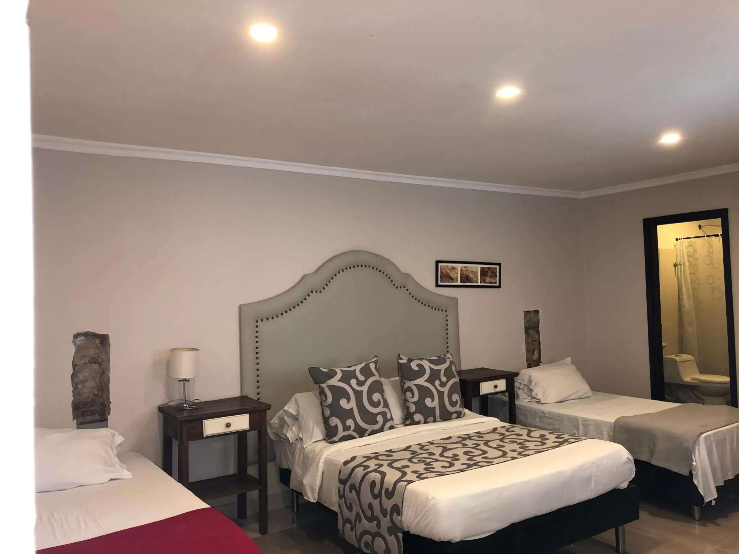 Bed in Hotel Galeria la Trinidad Bed in Hotel Galeria la Trinidad