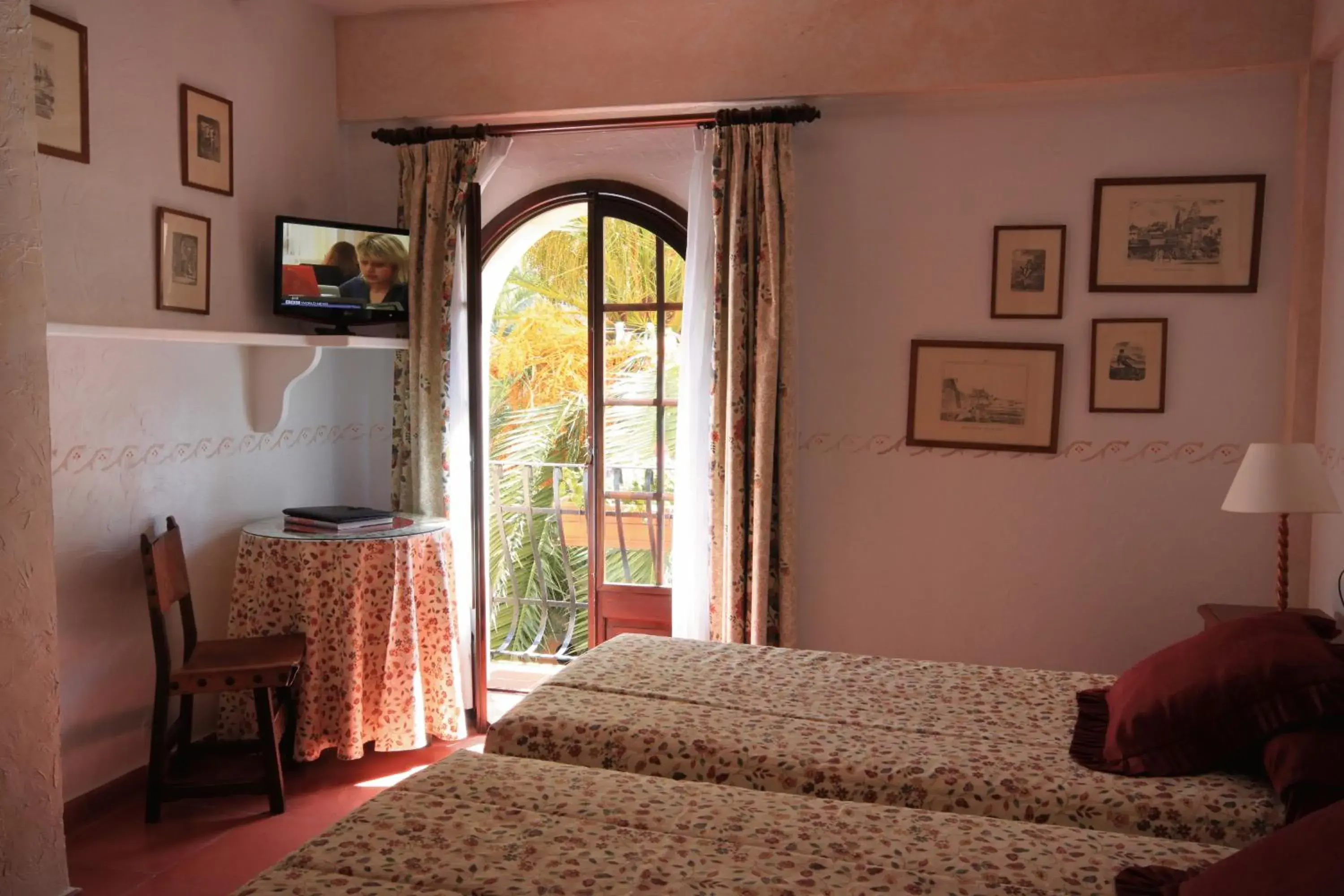 Photo of the whole room, Bed in Petit Hotel Ses Rotges