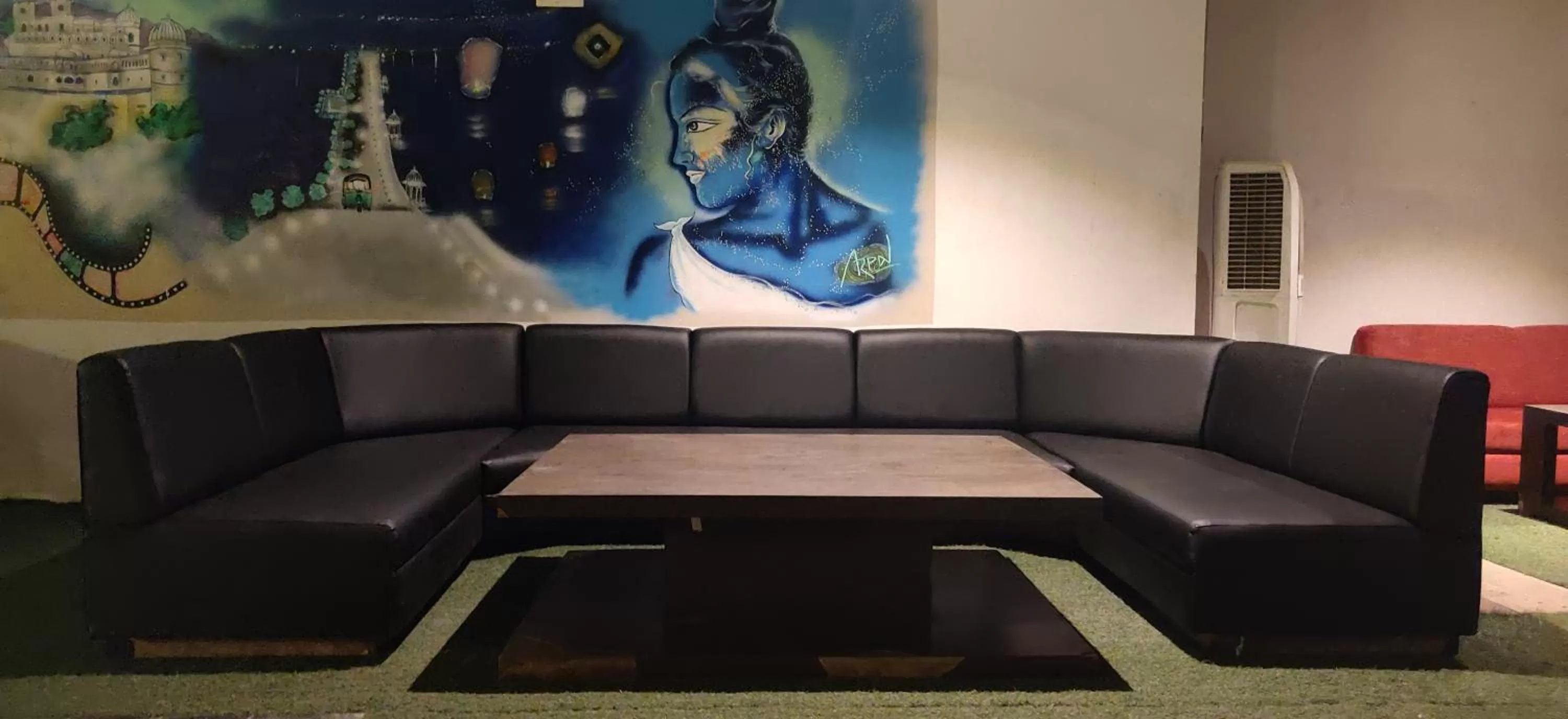 Restaurant/places to eat, Seating Area in Hotel VIP