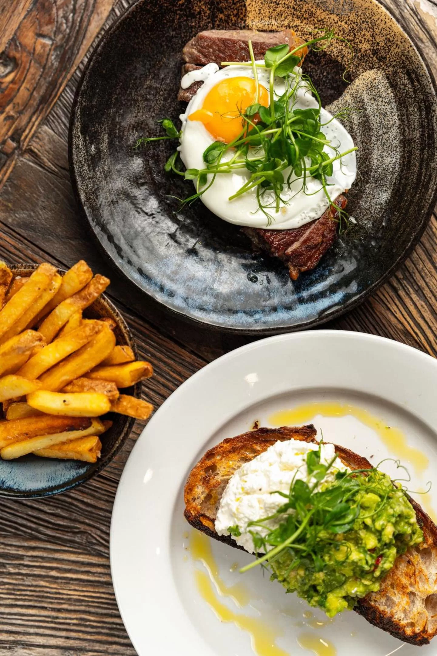 Food and drinks in Karma Sanctum Soho Hotel