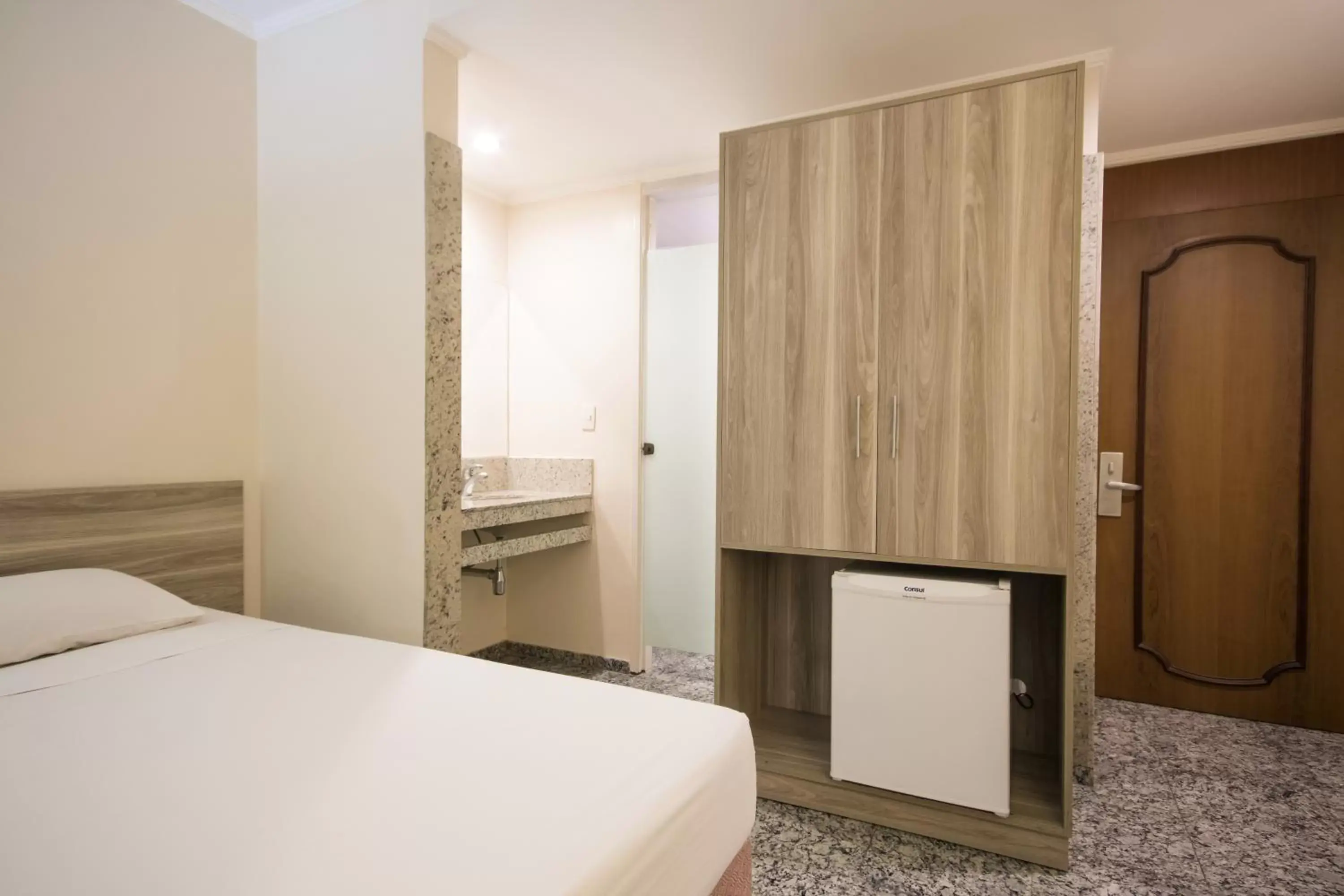 View (from property/room), Bed in Hotel Dan Inn Campinas Anhanguera - By Nacional Inn View (from property/room), Bed in Hotel Dan Inn Campinas Anhanguera - By Nacional Inn