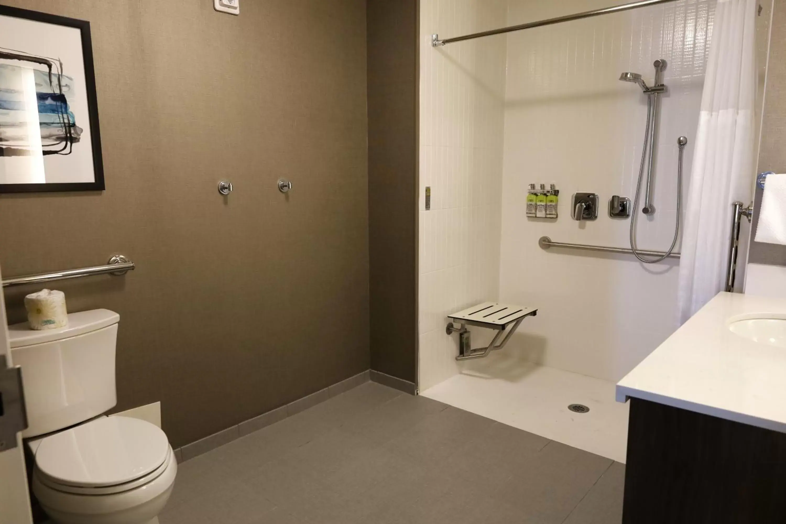 Photo of the whole room, Bathroom in Staybridge Suites - Waterloo - St. Jacobs Area