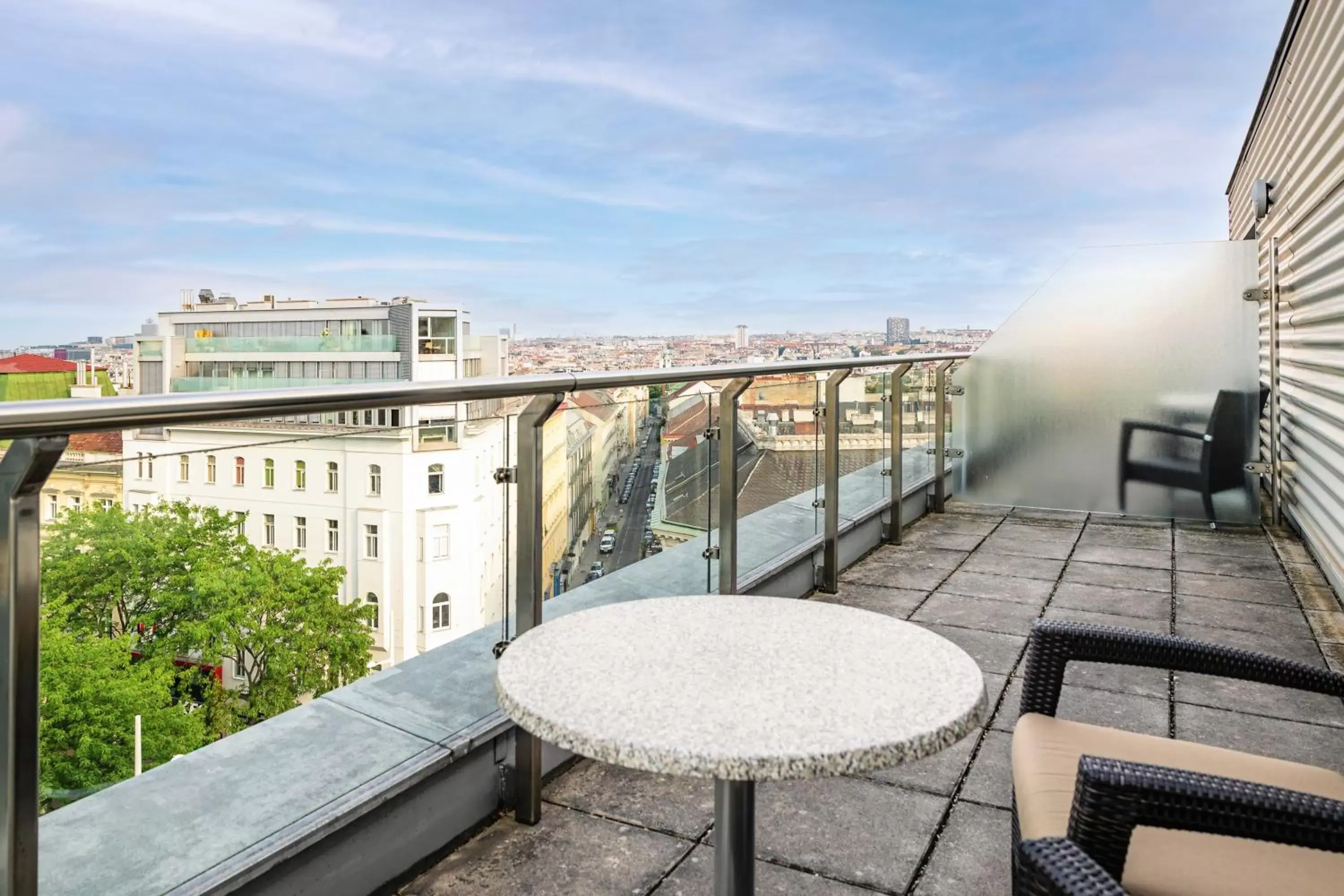 Balcony/Terrace in IntercityHotel Wien