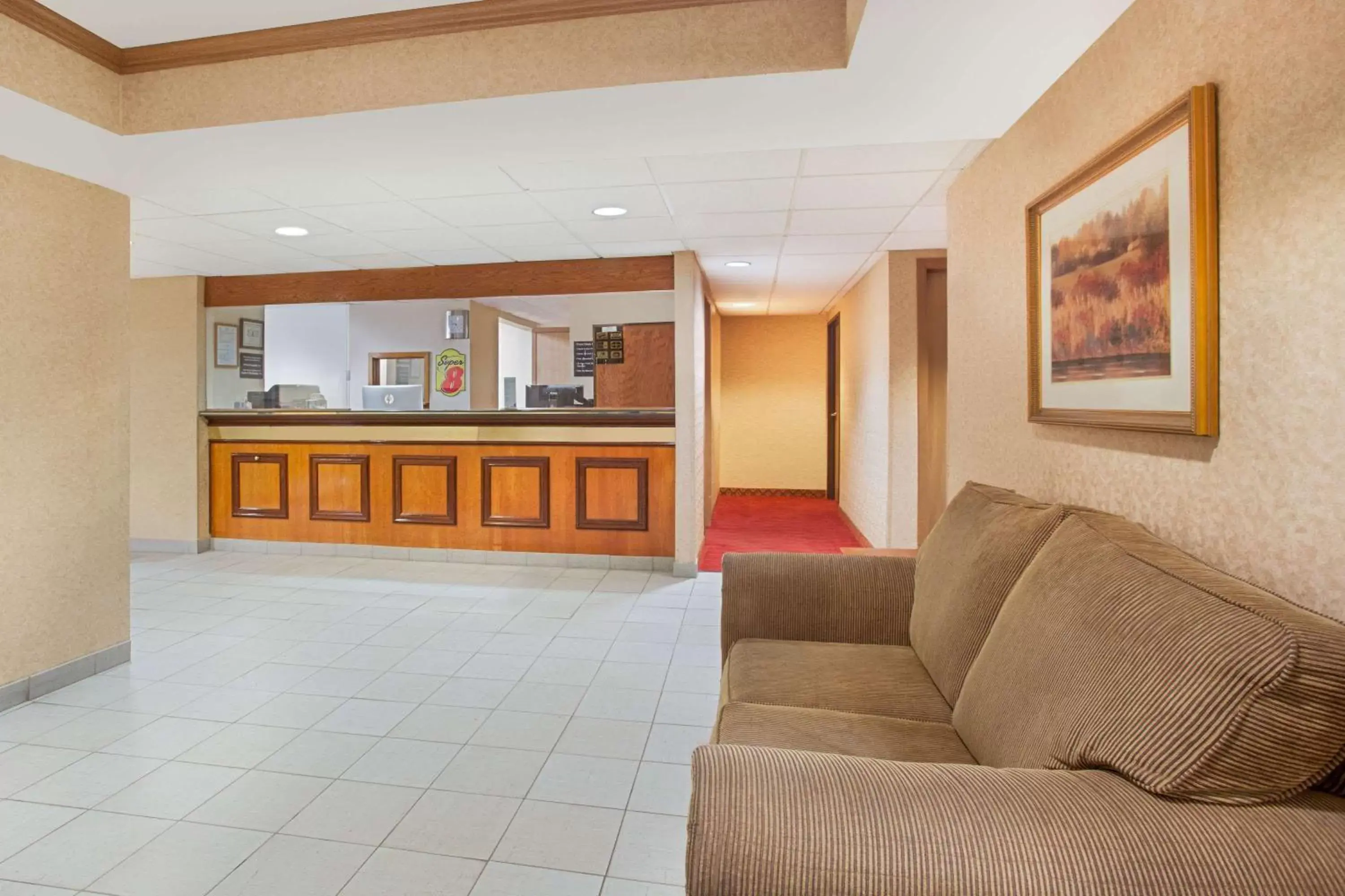 Lobby or reception, Lobby/Reception in Super 8 by Wyndham Defiance