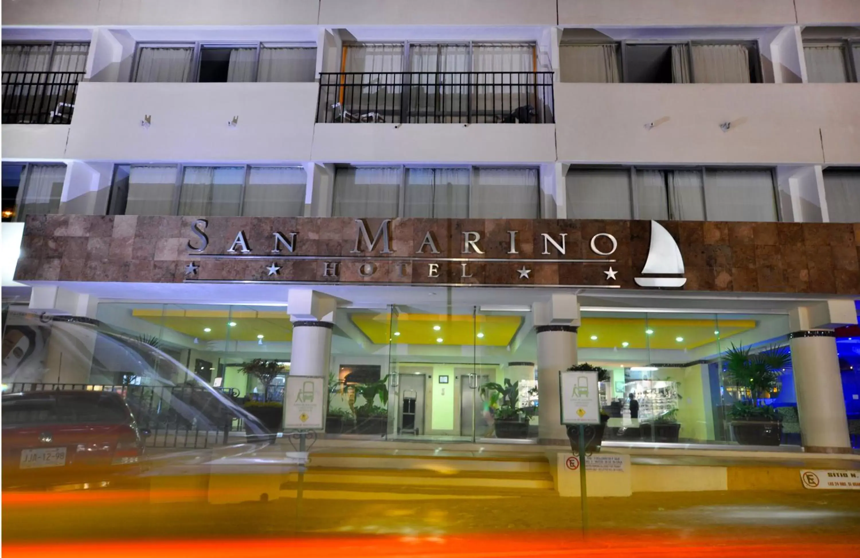 Facade/entrance, Property Building in San Marino