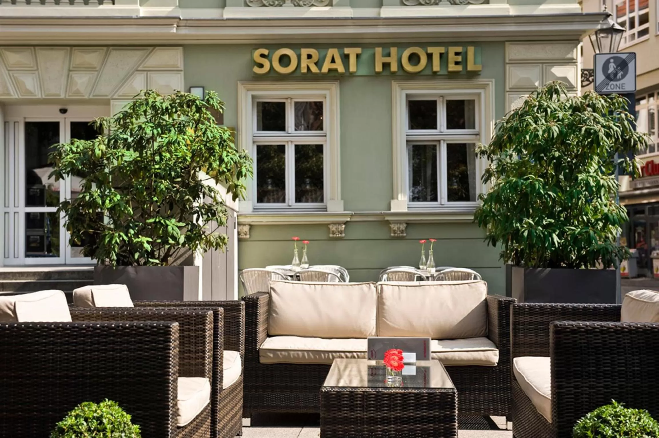Facade/entrance in SORAT Hotel Cottbus