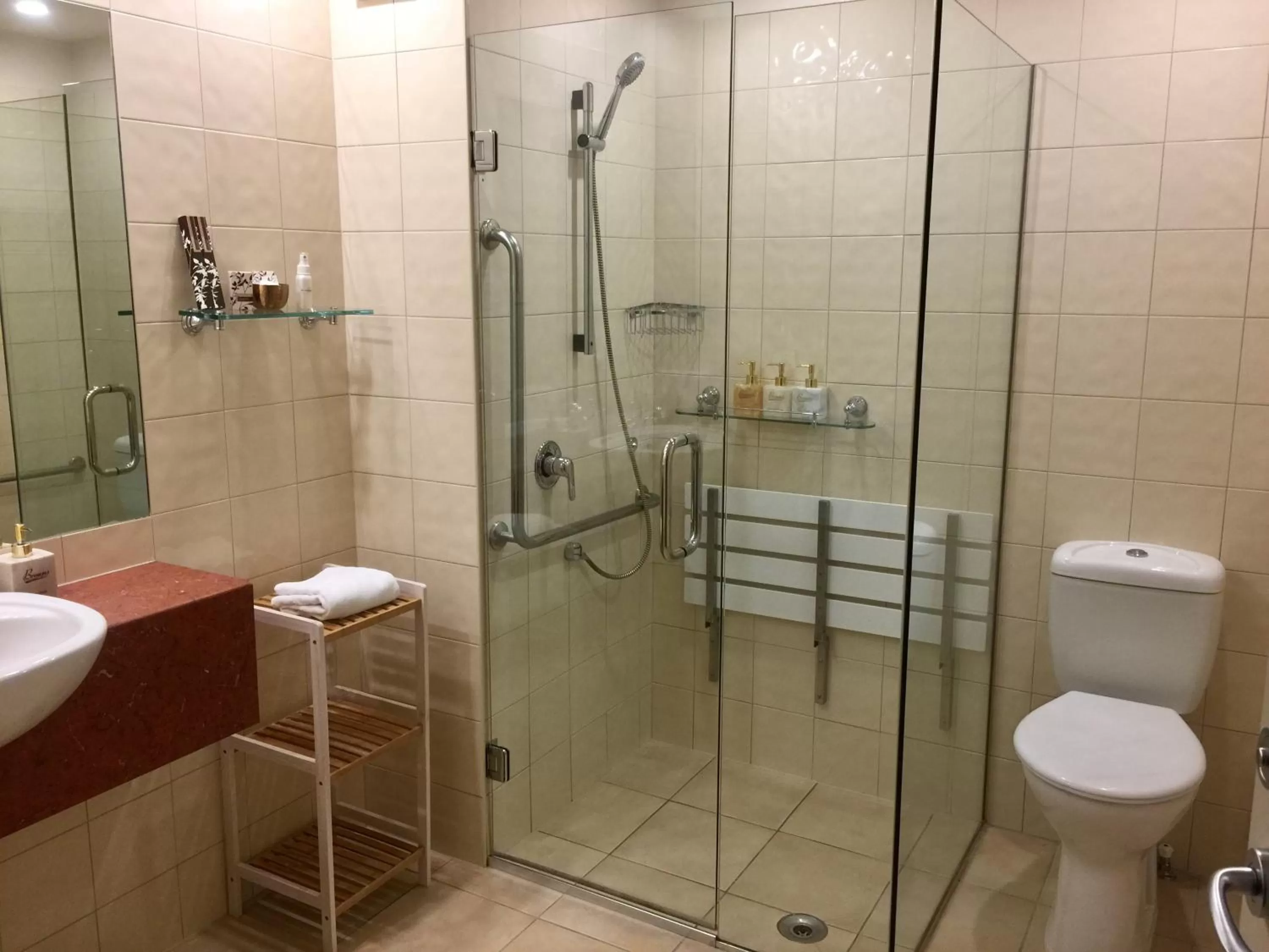 Toilet in Browns Boutique Hotel