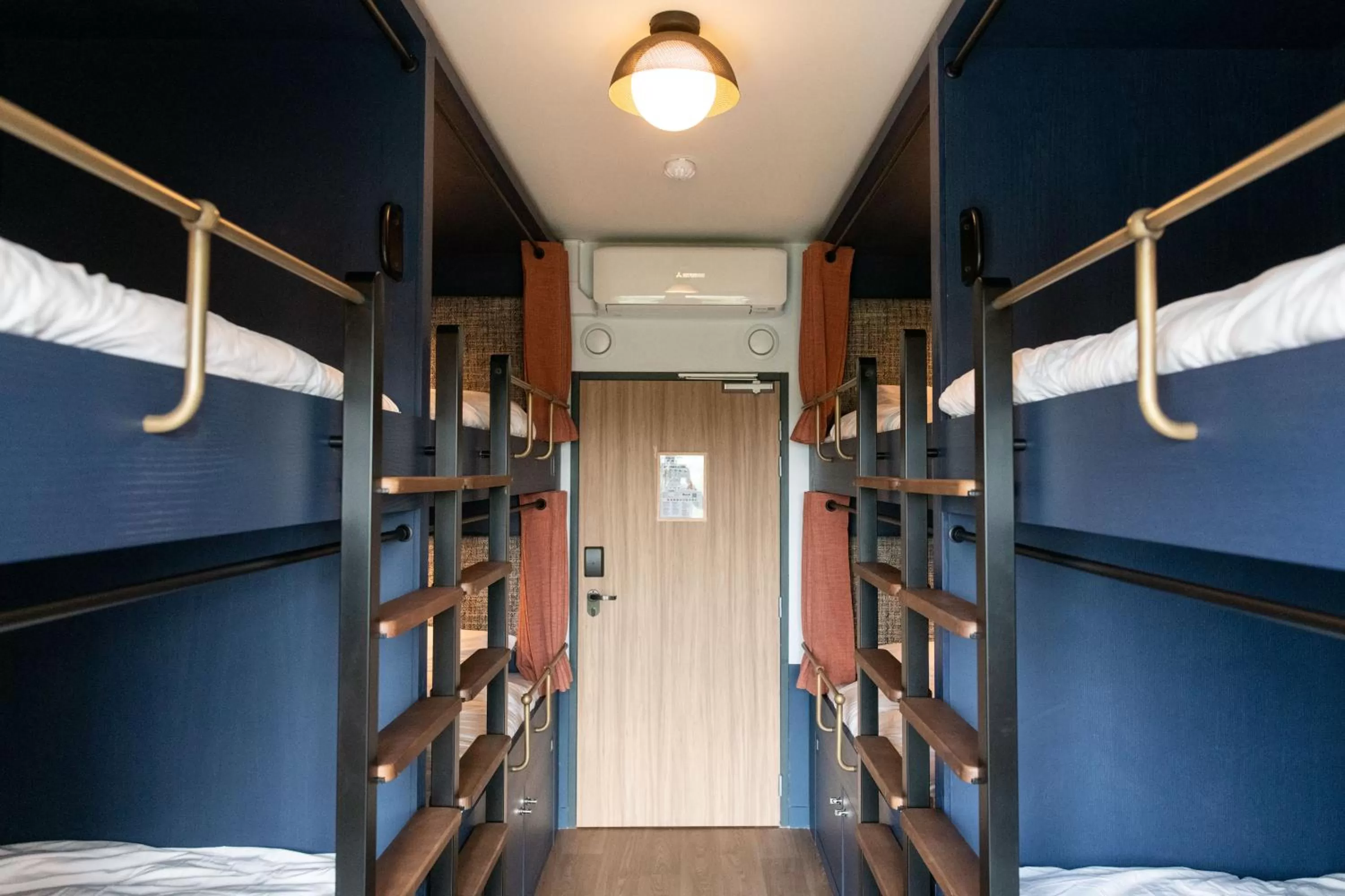 bunk bed, Bed in The People - Paris Nation