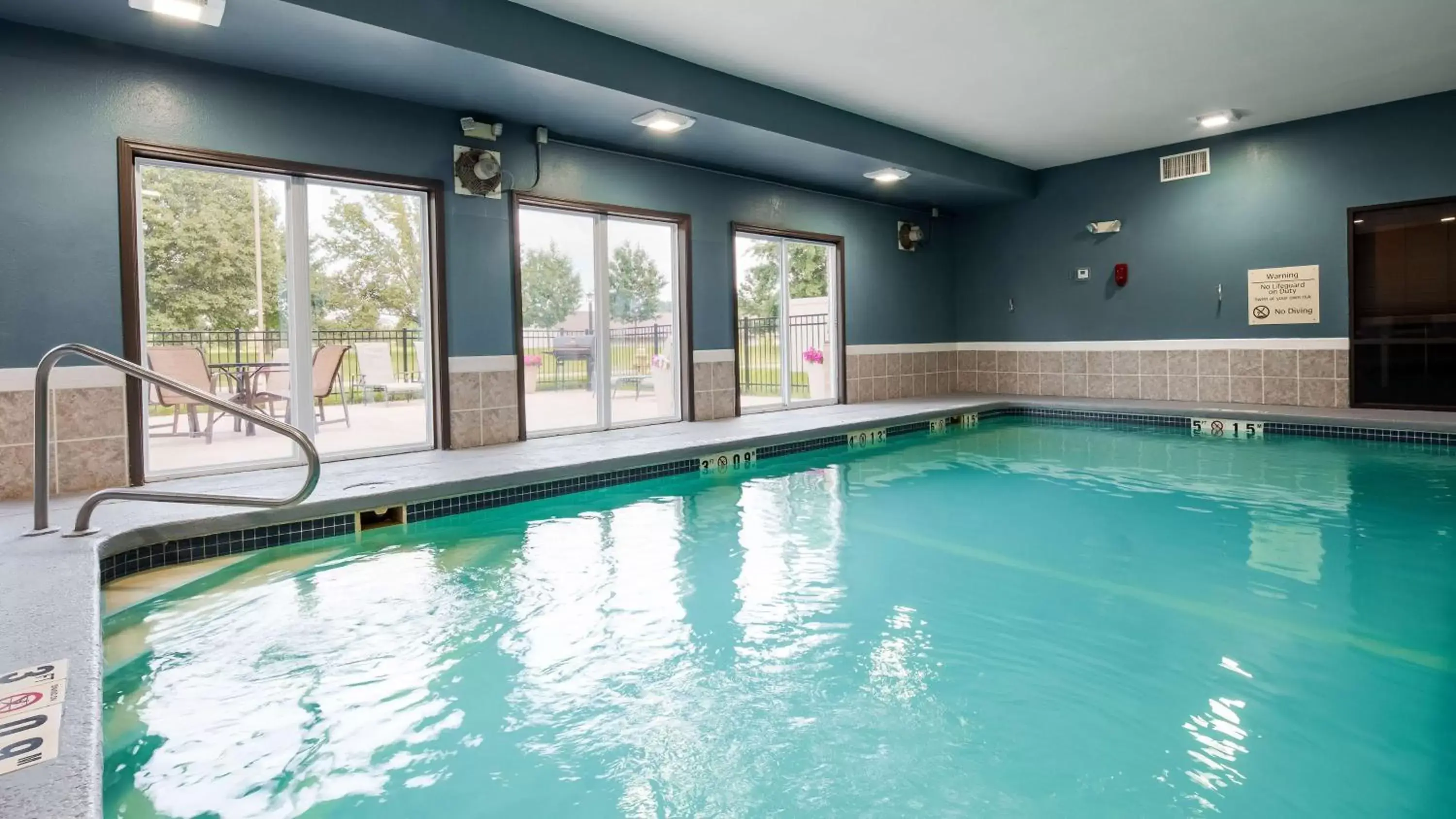 On site, Swimming Pool in Best Western Plus Lee's Summit Hotel & Suites