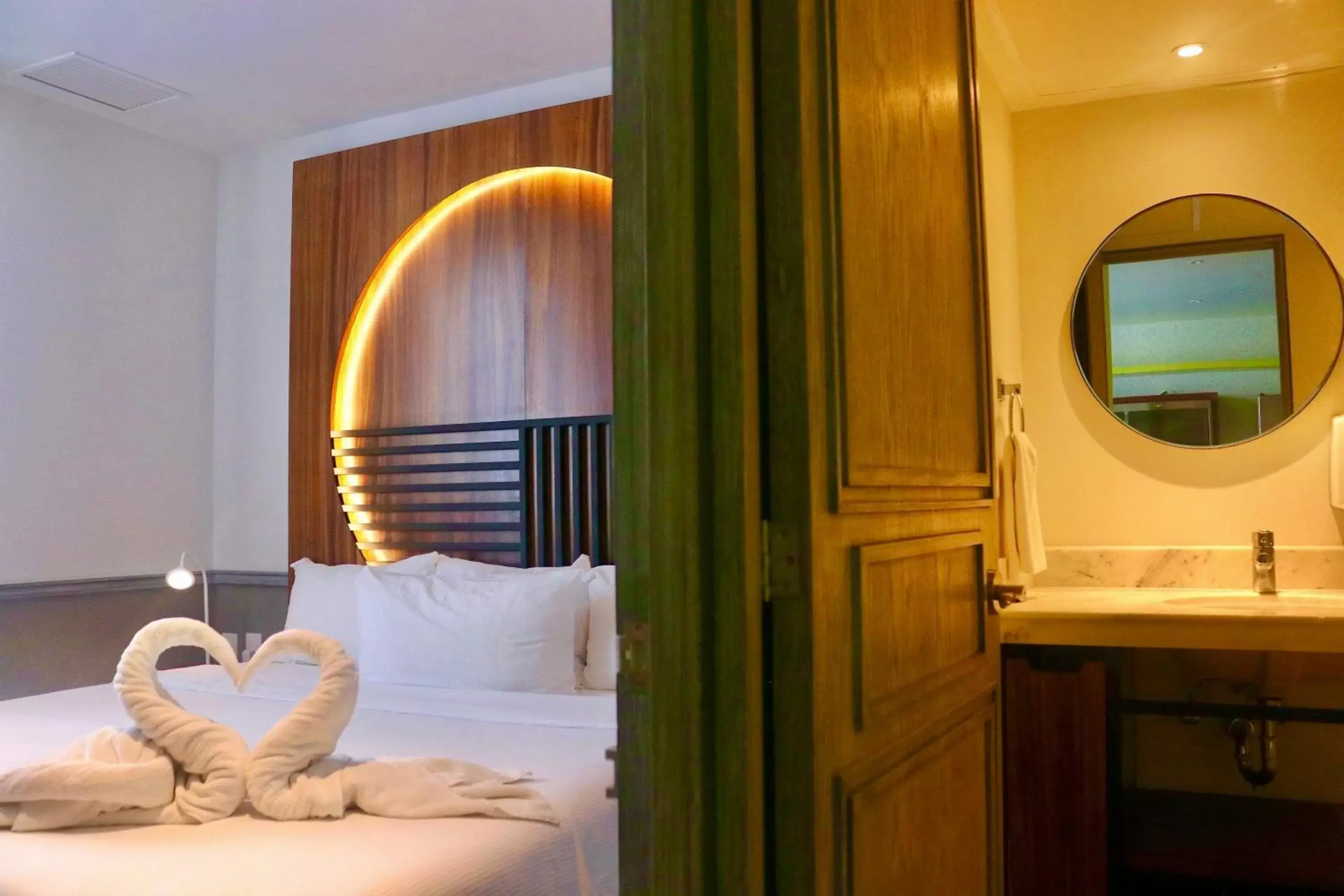 Bed in Singular Joy Vacation Rentals Bed in Singular Joy Vacation Rentals