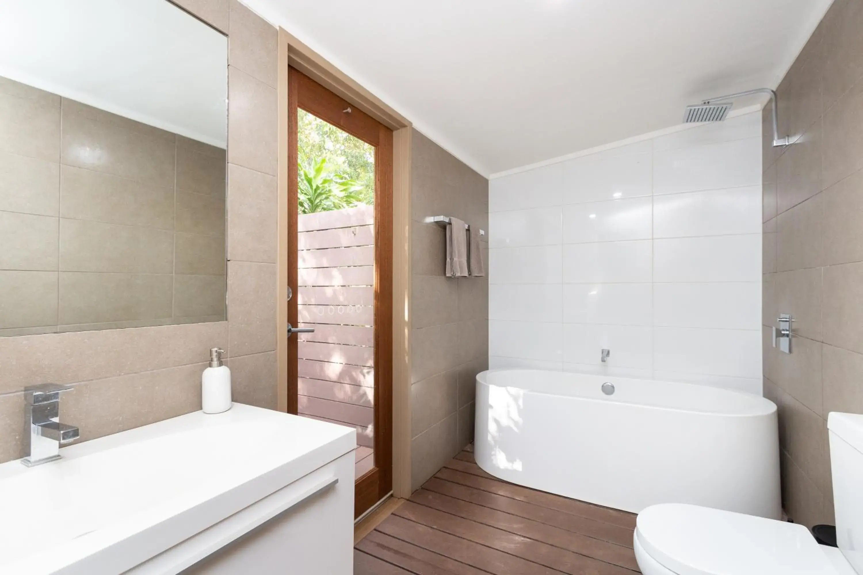 Shower, Bathroom in The Billi Resort