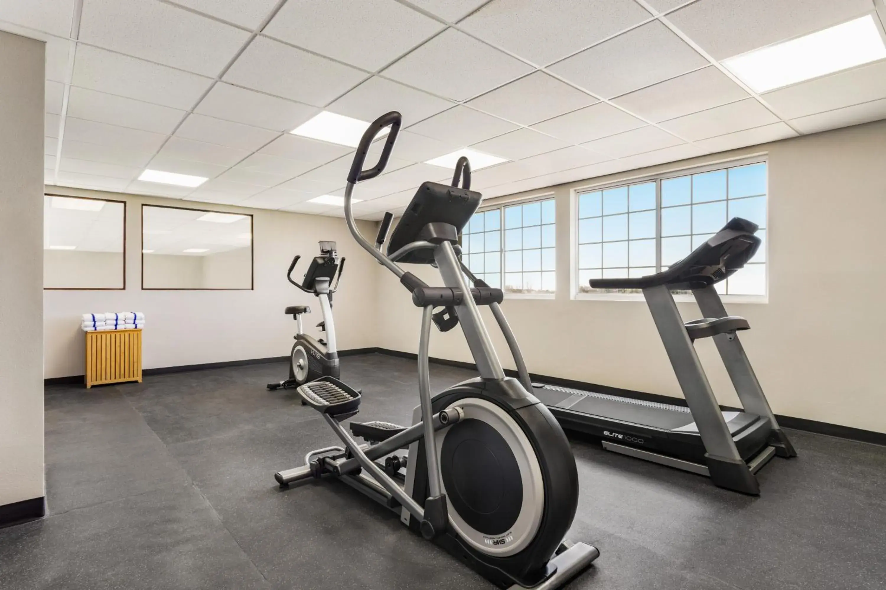 Fitness centre/facilities, Fitness Center/Facilities in Baymont by Wyndham Blackwell I-35