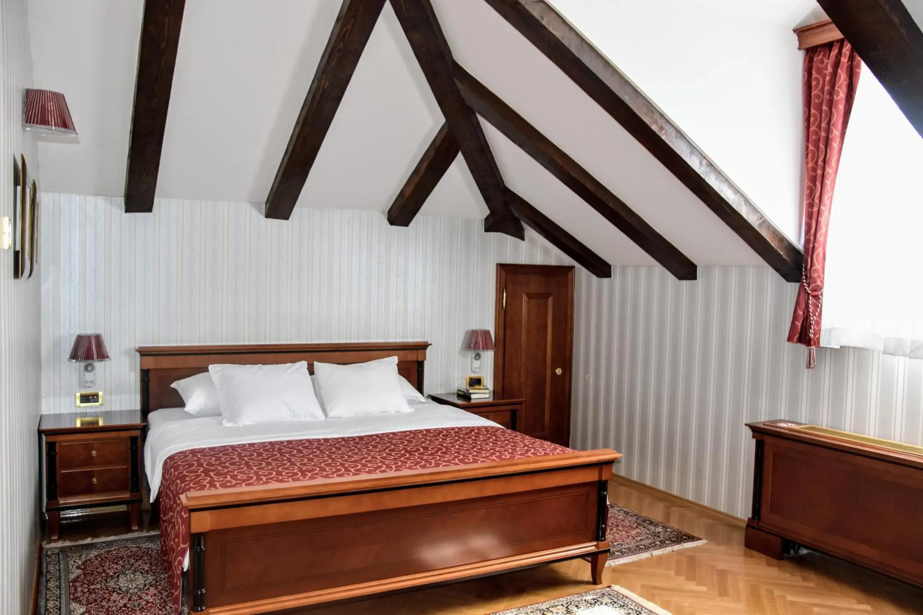 Bed in Boutique Hotel Kazbek