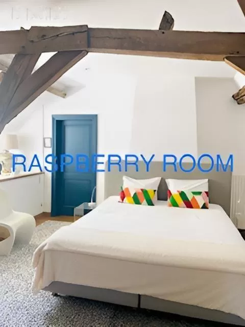 Property building, Bed in Kasteelhof van Loppem