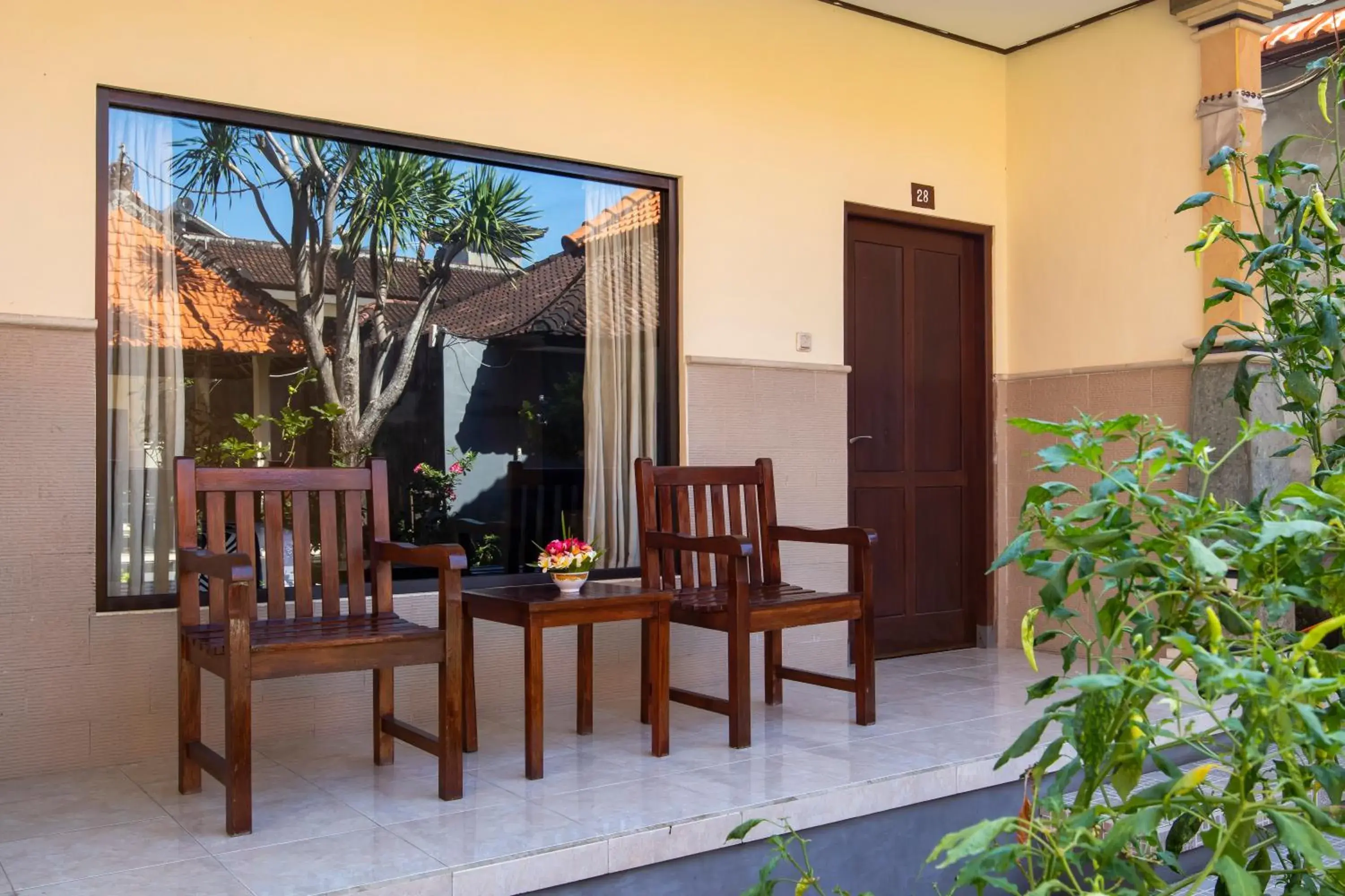 Balcony/Terrace in Suriwathi Hotel