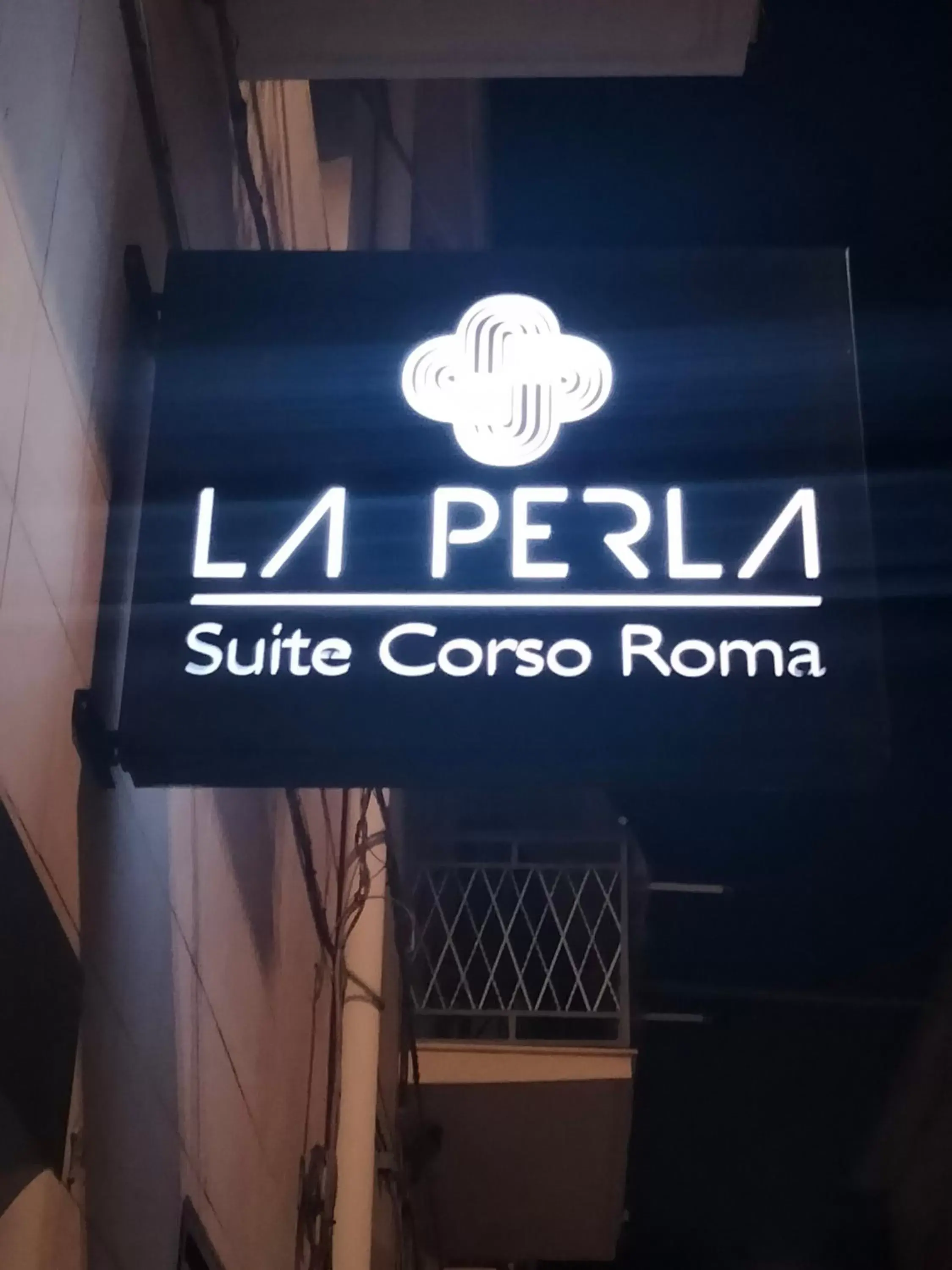 Property Logo/Sign in SUITE Corso Roma
