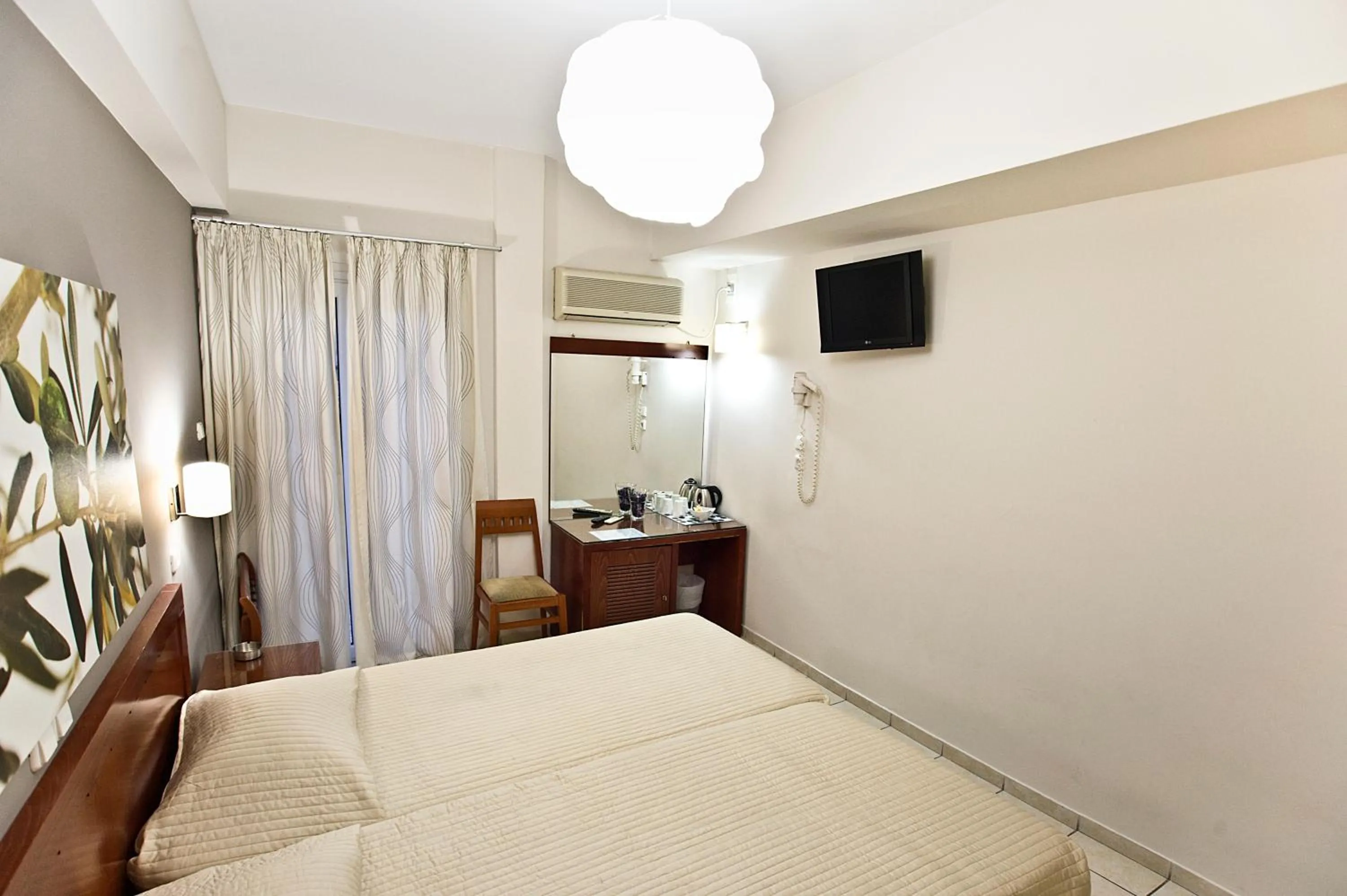 Bed in Epidavros Hotel