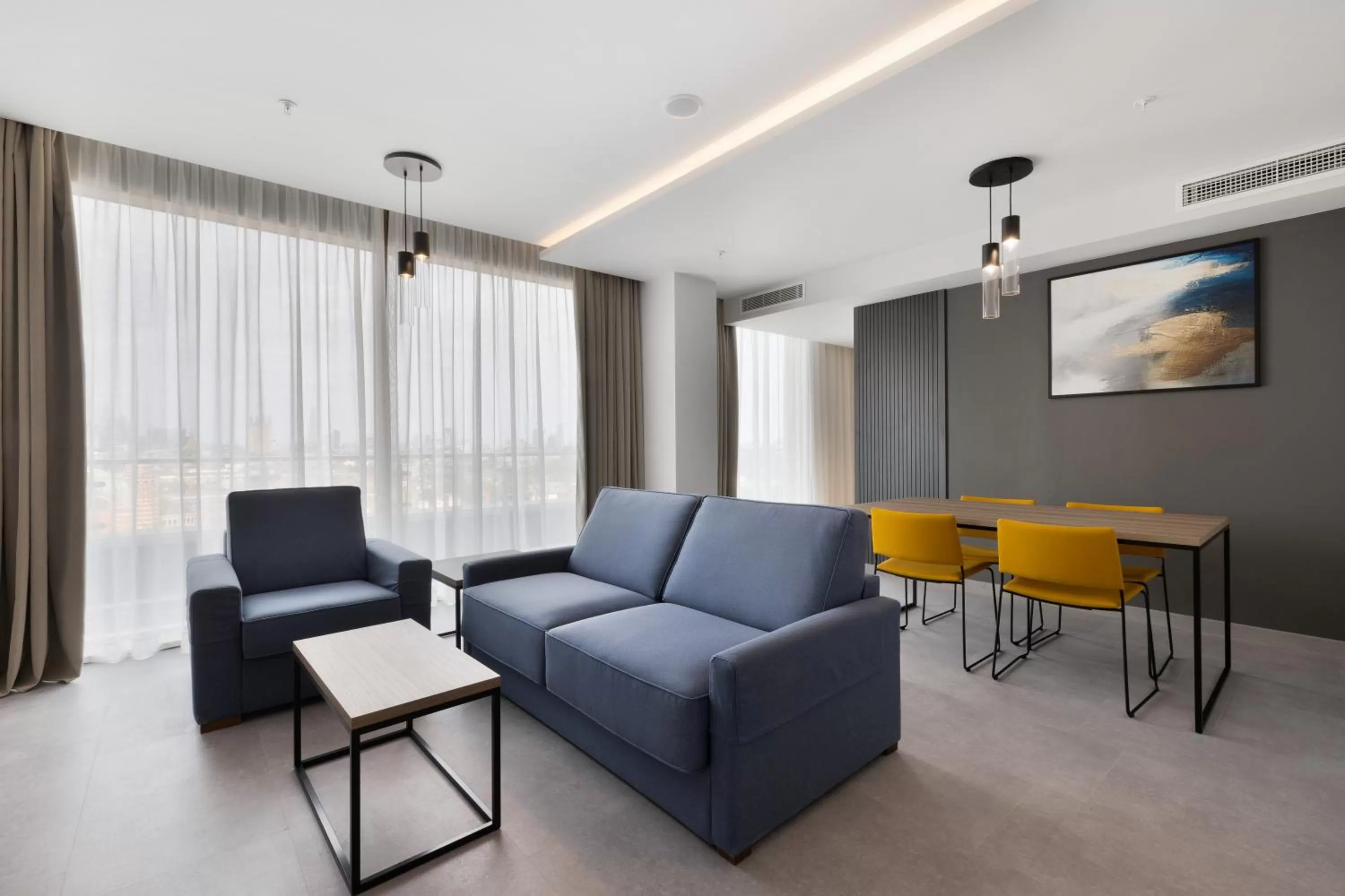 Photo of the whole room in Riu Plaza London Victoria