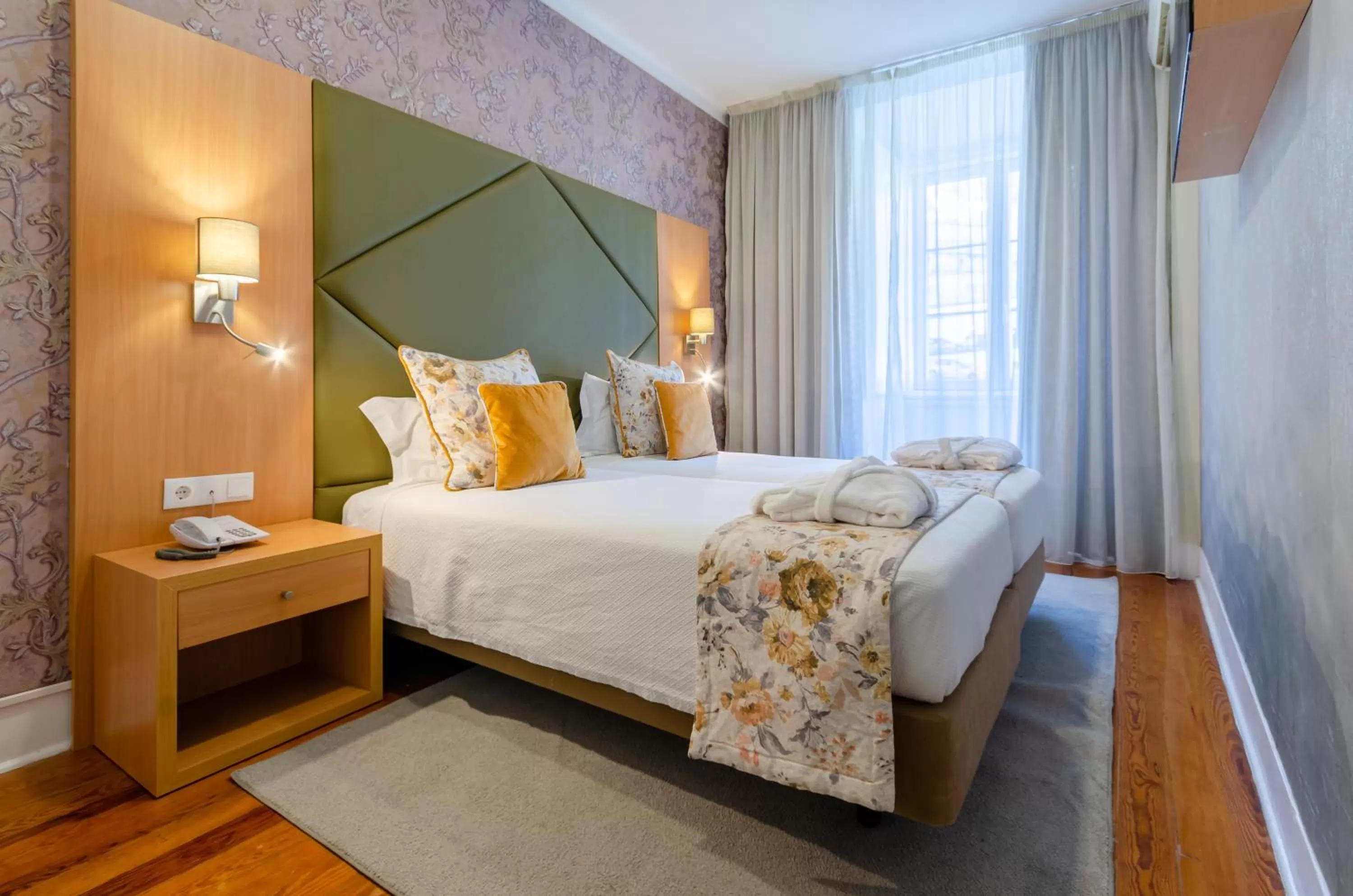 Bedroom, Bed in Hotel INN Rossio