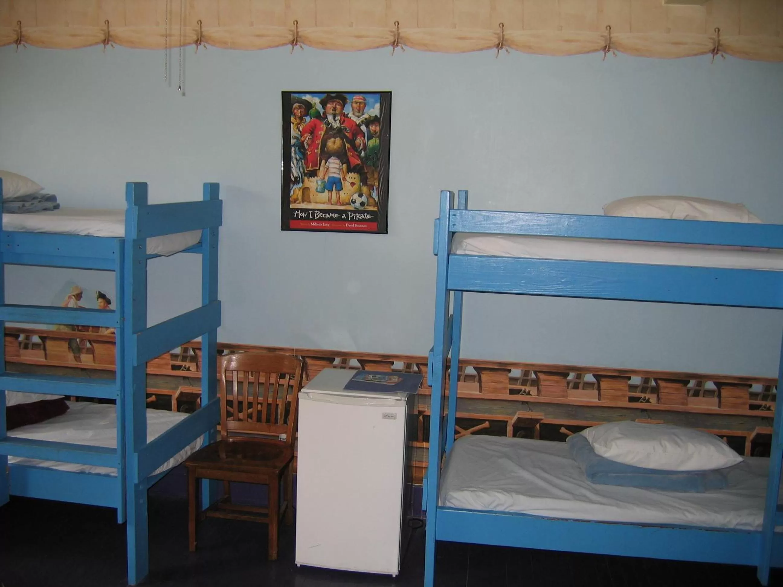 Bunk Bed in The Pirate Haus Inn