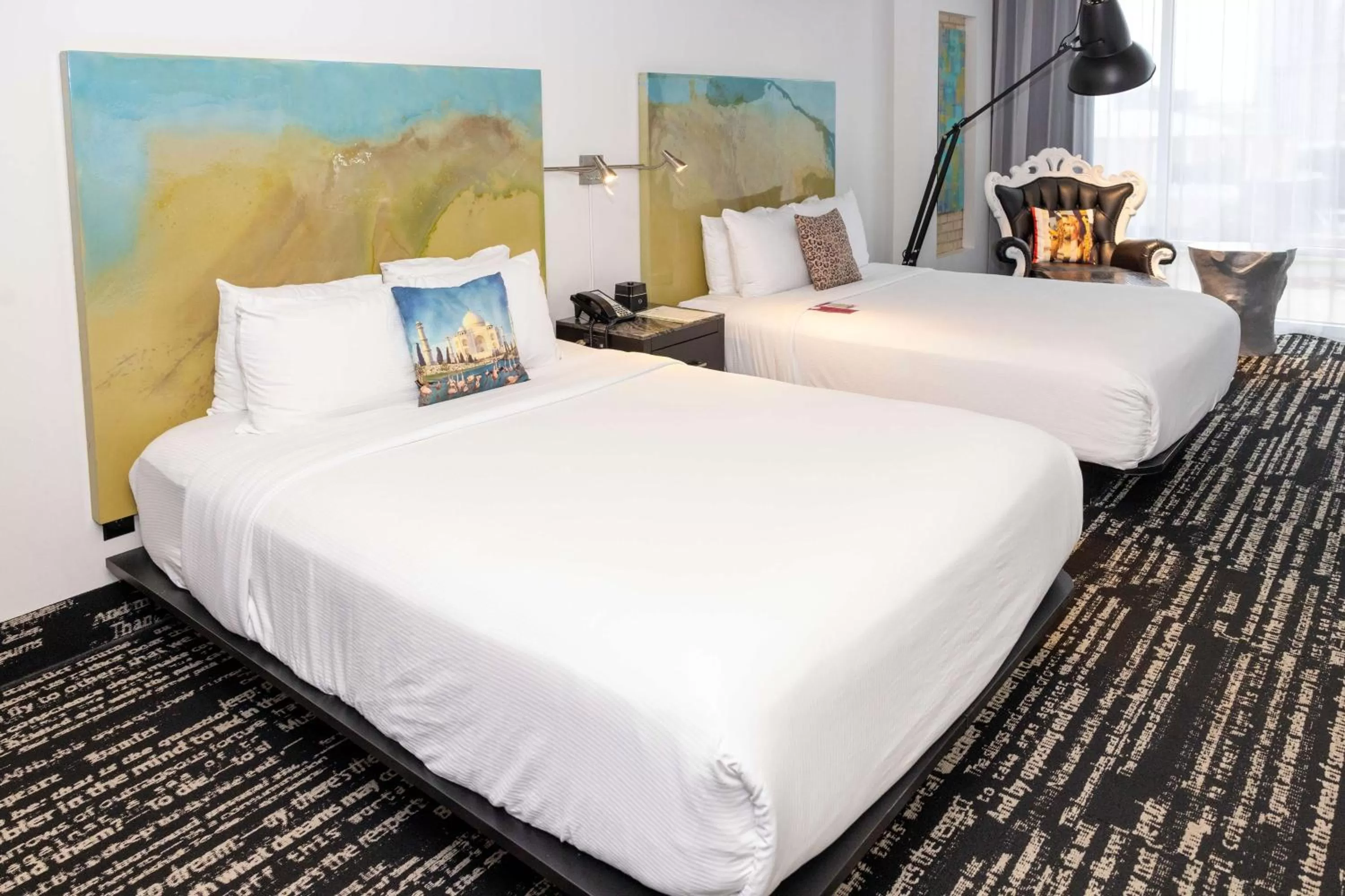 Bed in Lorenzo Hotel Dallas, Tapestry Collection by Hilton