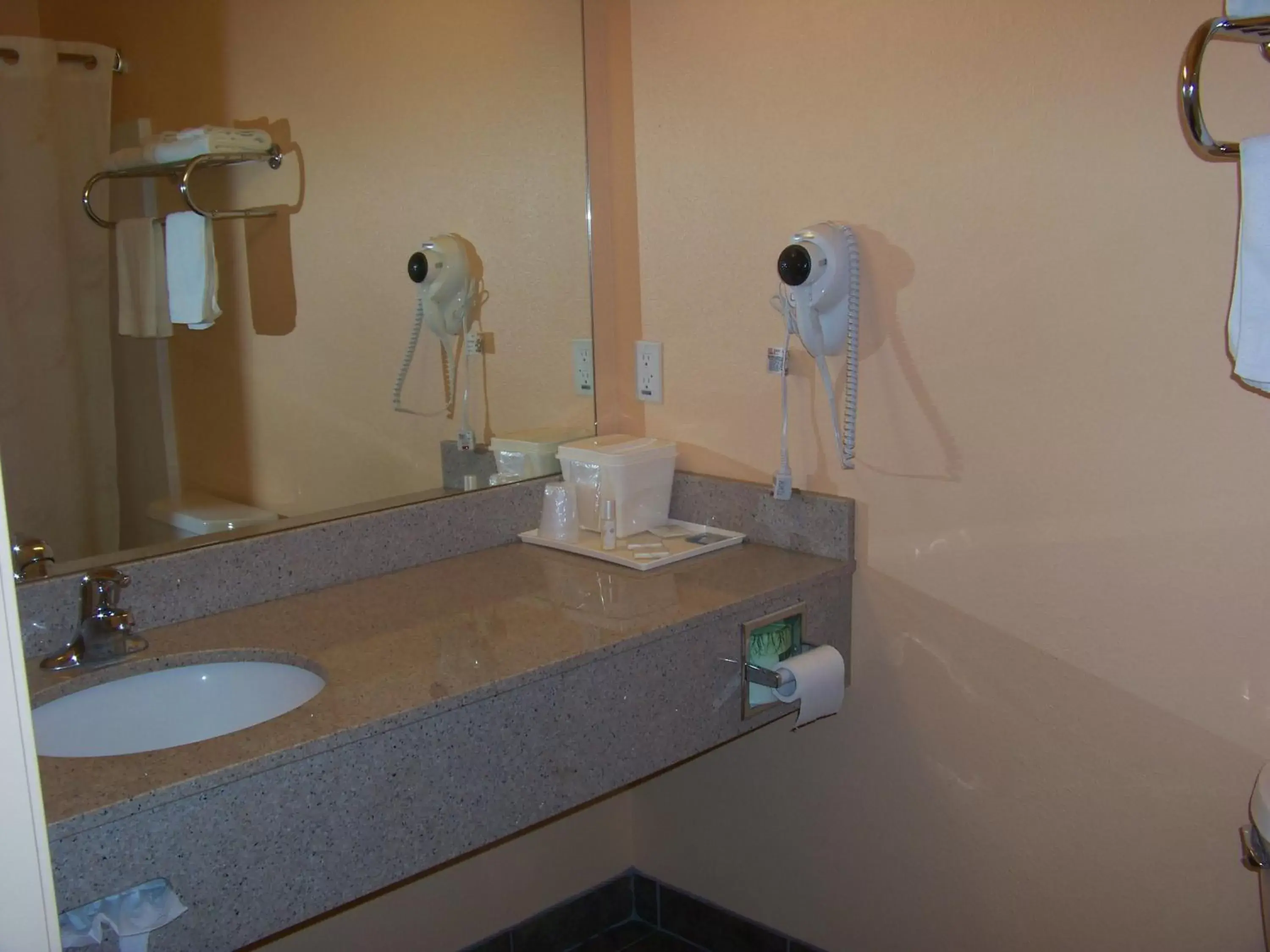 Bathroom in Days Inn & Suites by Wyndham Columbus NE