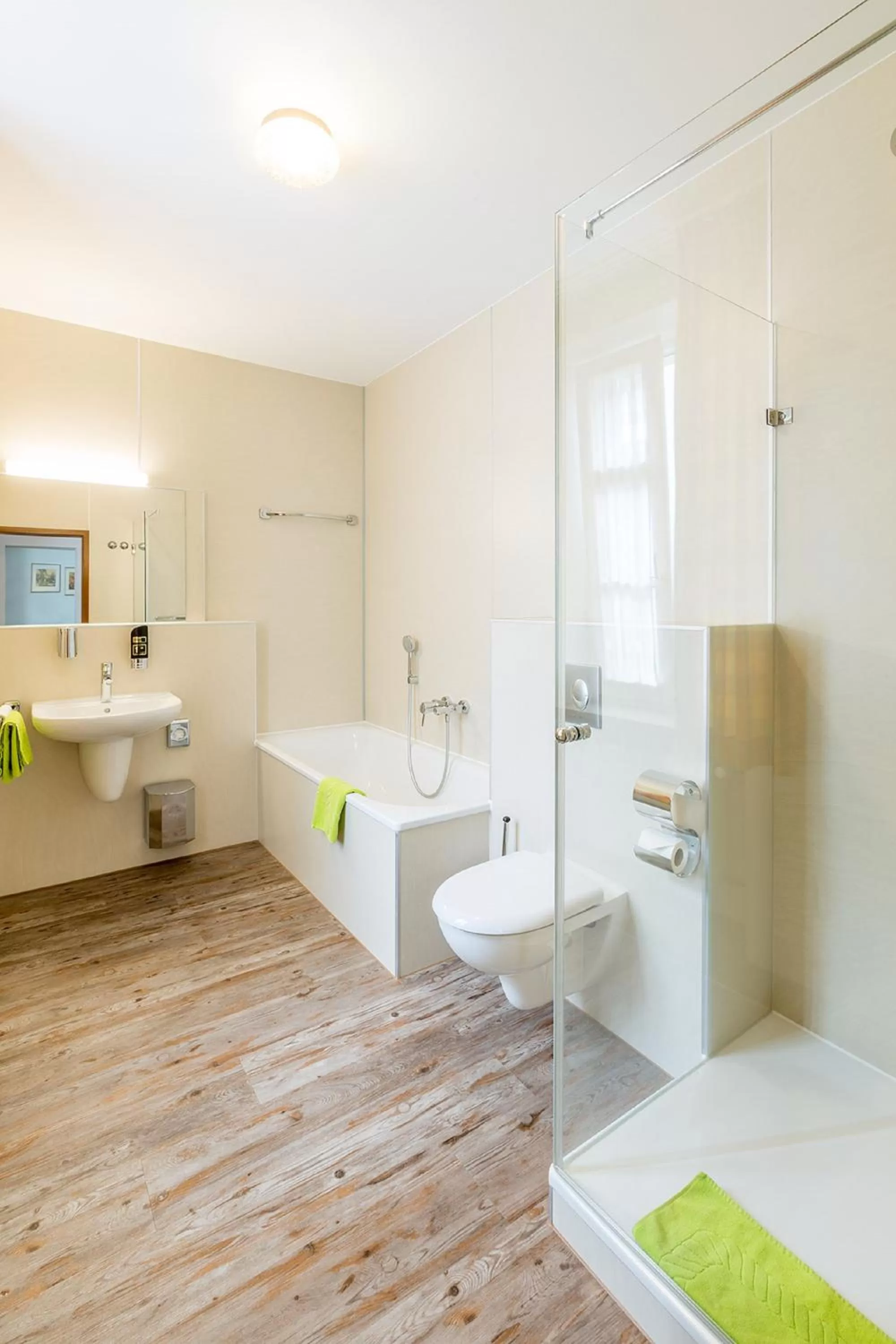 Bathroom in Altstadt-Hotel