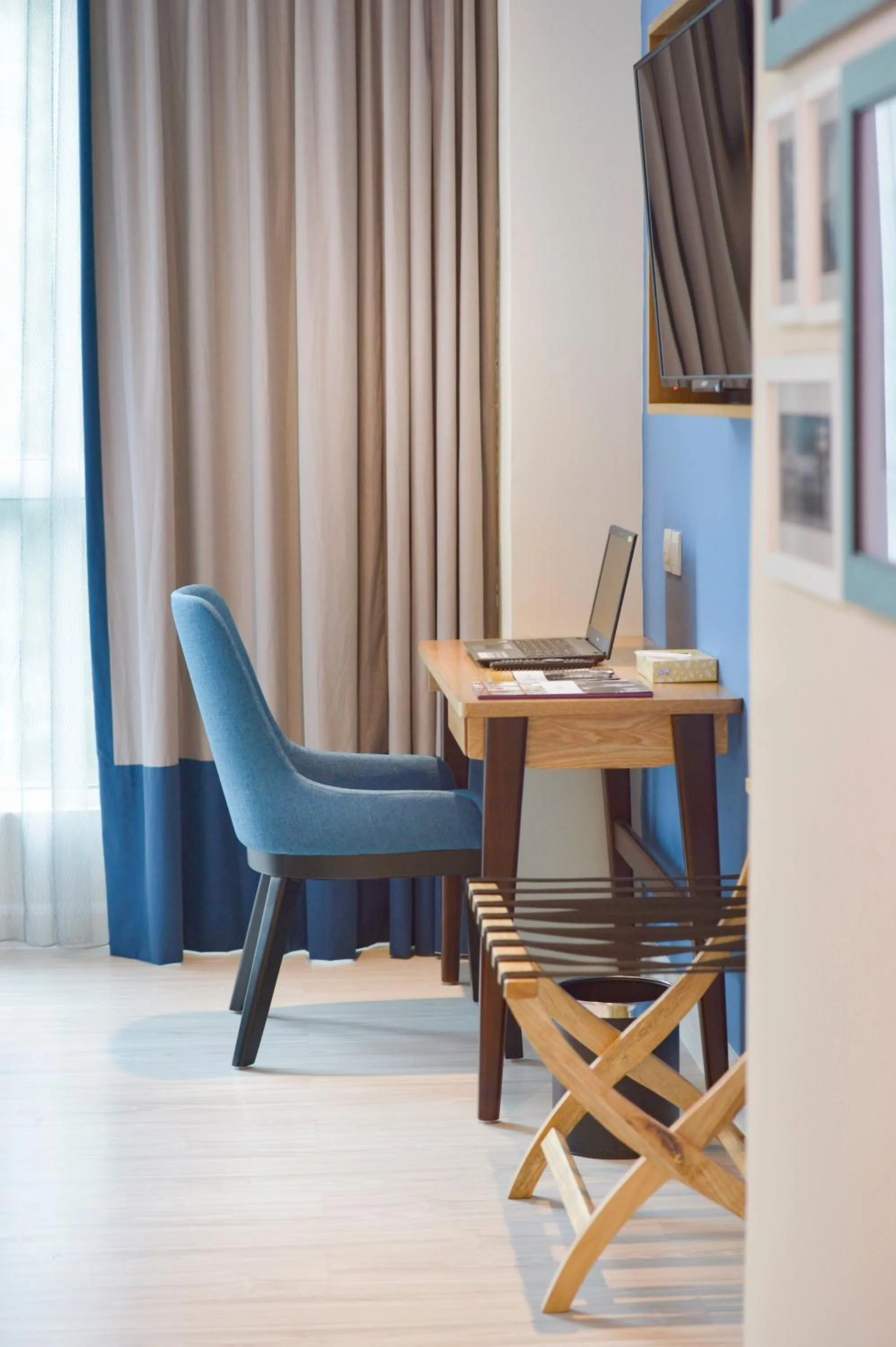 Pool view in Mercure Kota Kinabalu City Centre