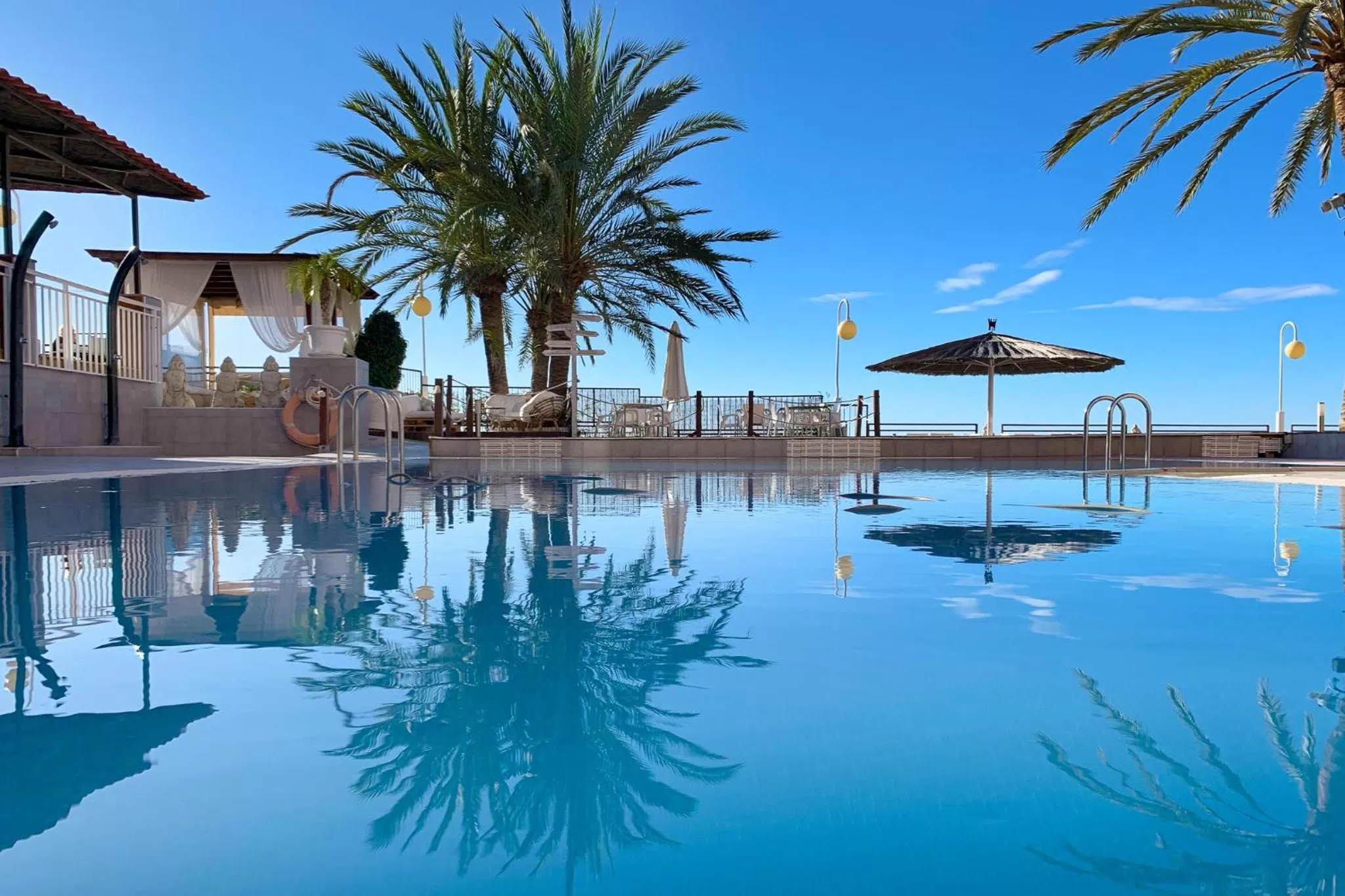 Swimming pool in Ramada Resort by Wyndham Puerto de Mazarron