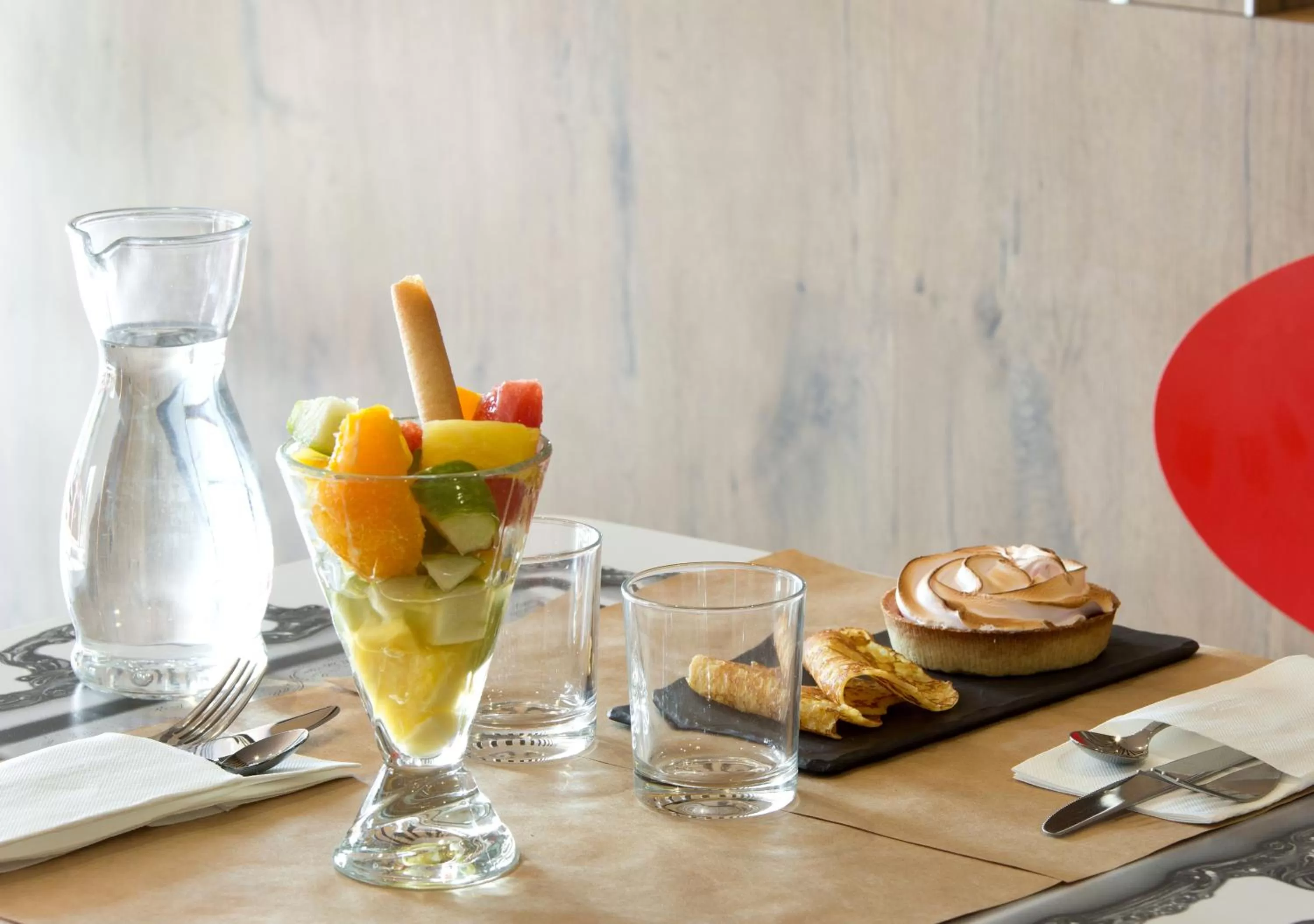 Restaurant/places to eat in ibis Clermont Ferrand Nord Riom