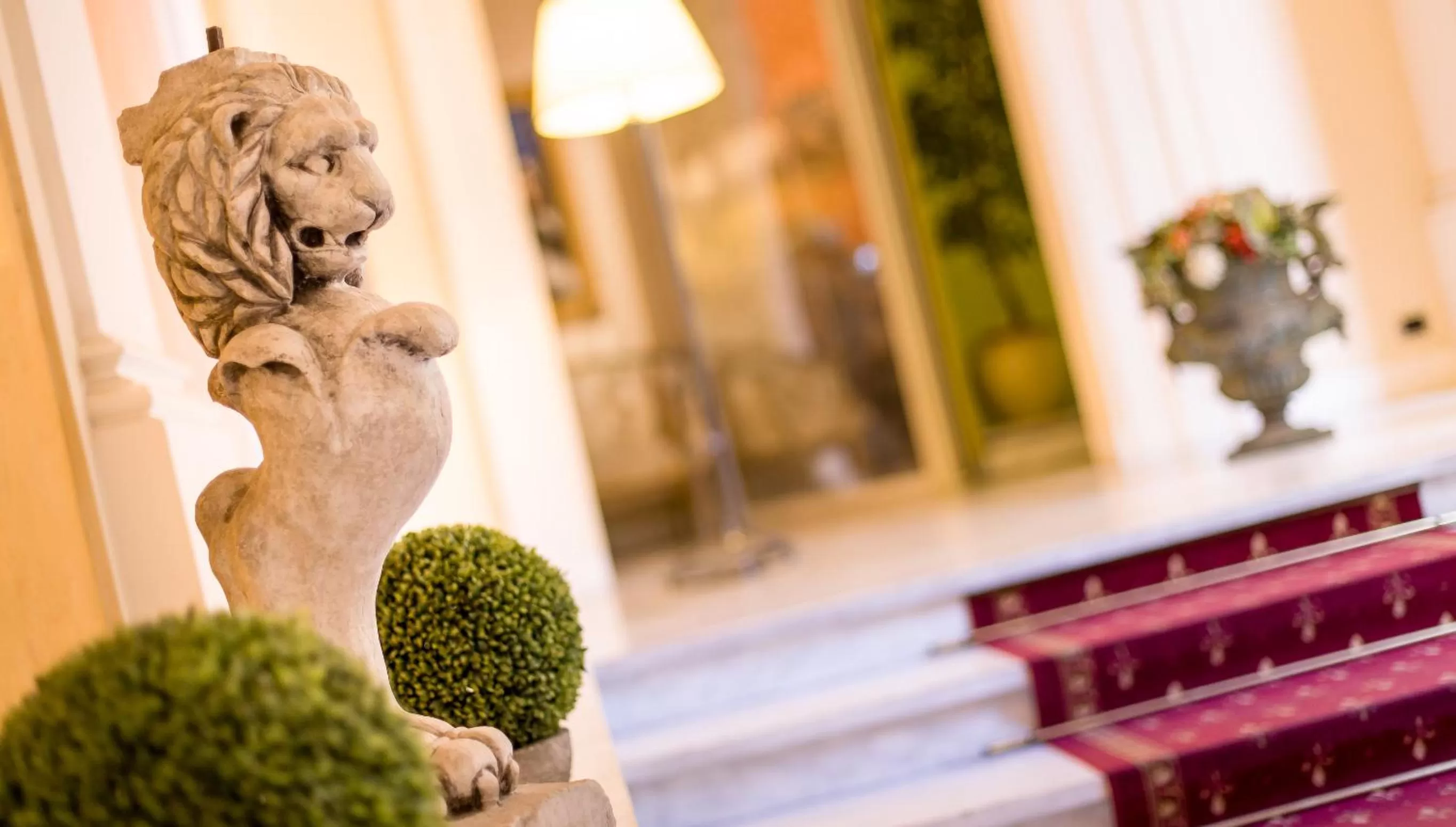 Decorative detail in Hotel La Fortezza