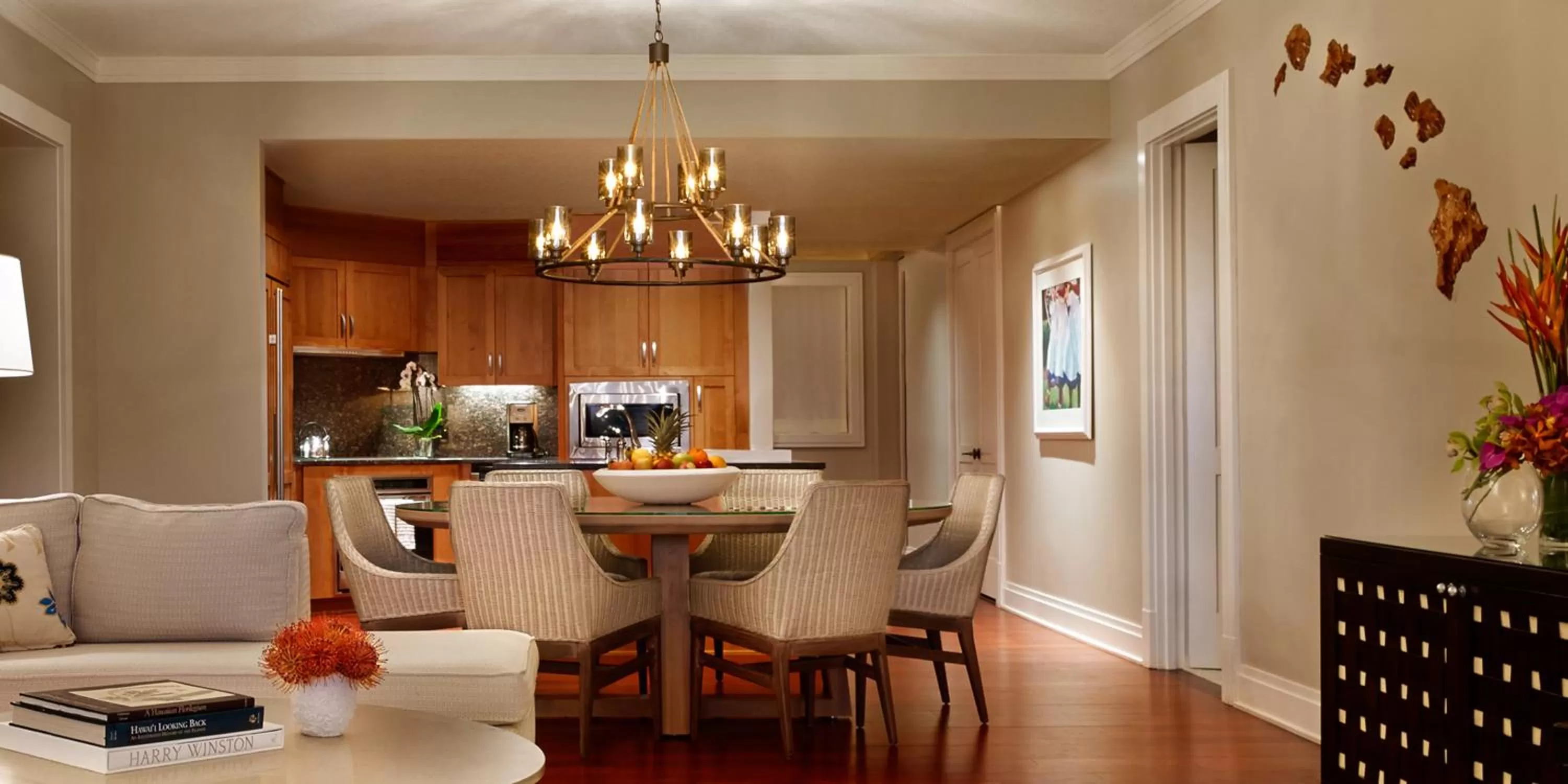 Dining area in Montage Kapalua Bay