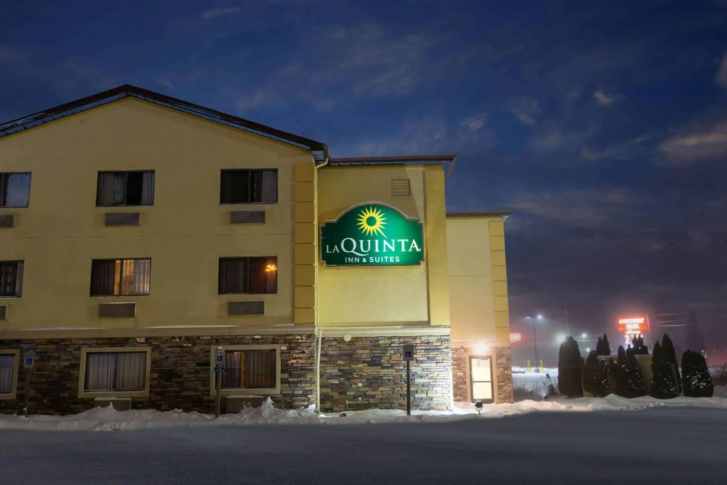 Property Building in La Quinta Inn & Suites by Wyndham Erie