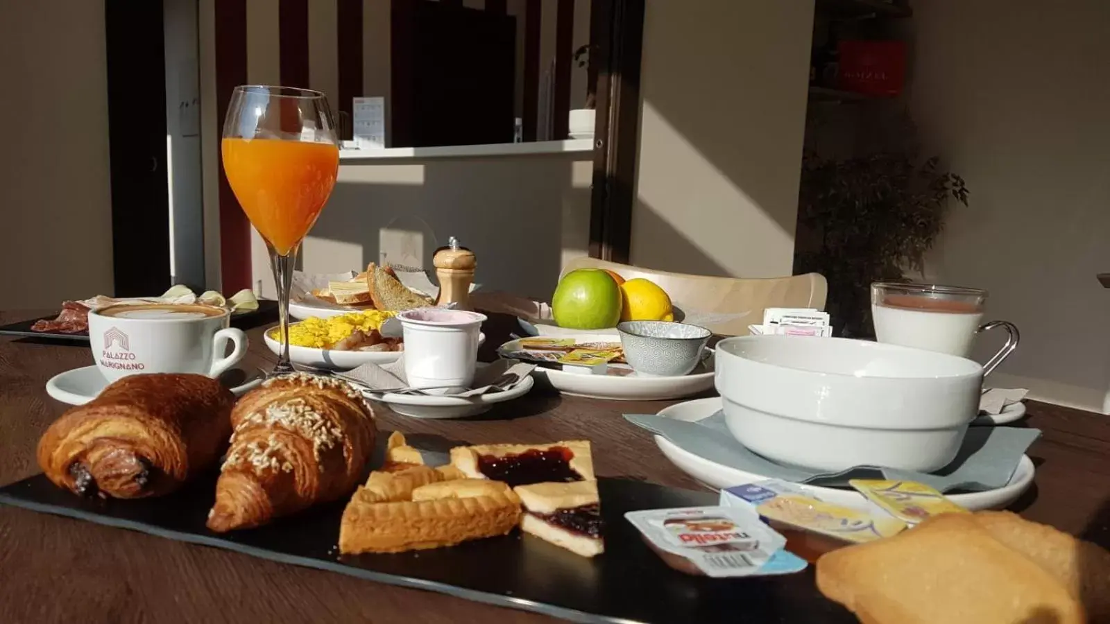 Breakfast in Palazzo Marignano Hotel