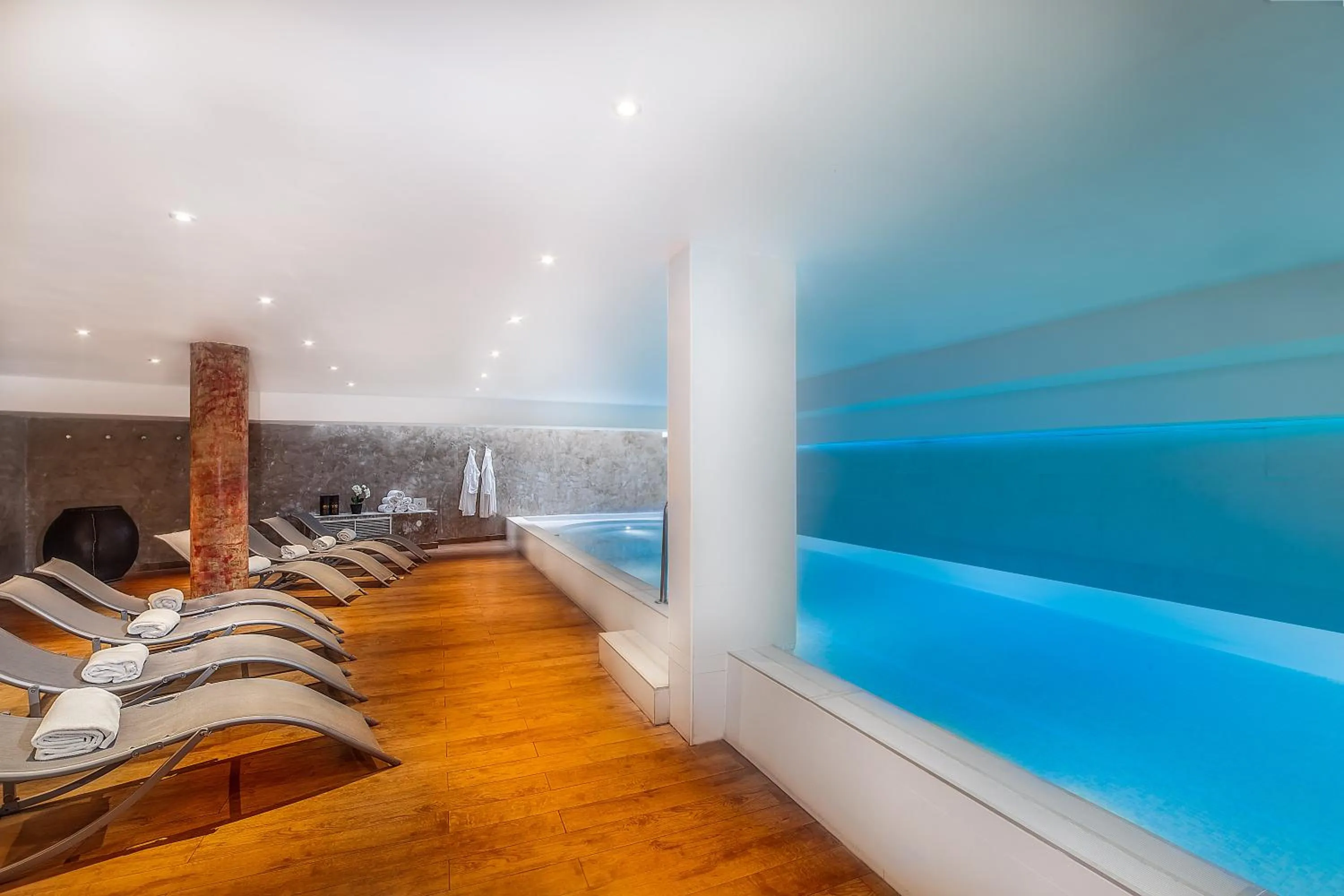 Spa and wellness centre/facilities in Hôtel Montaigne & Spa - Cannes Centre