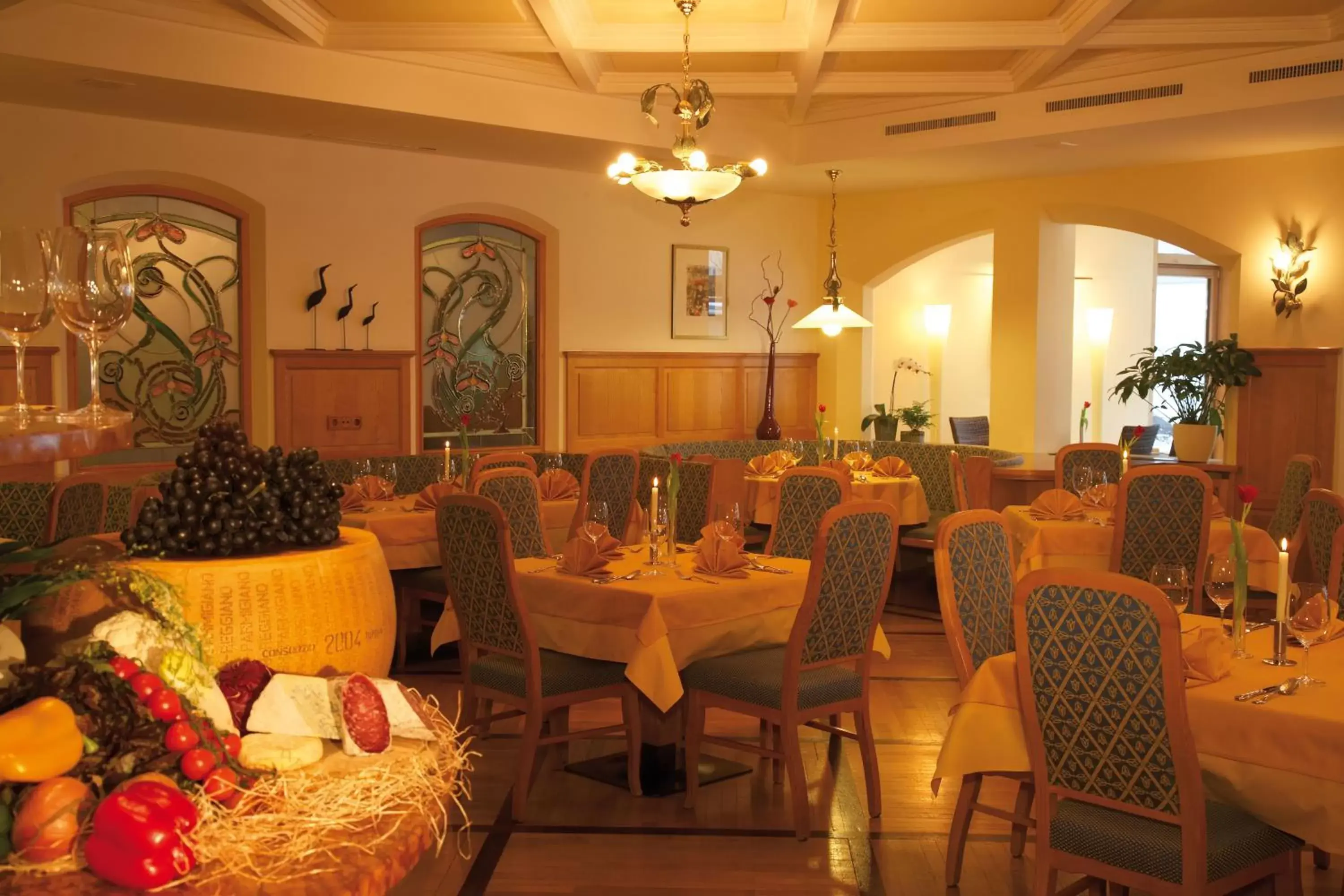 Restaurant/Places to Eat in Hotel Zum Mohren