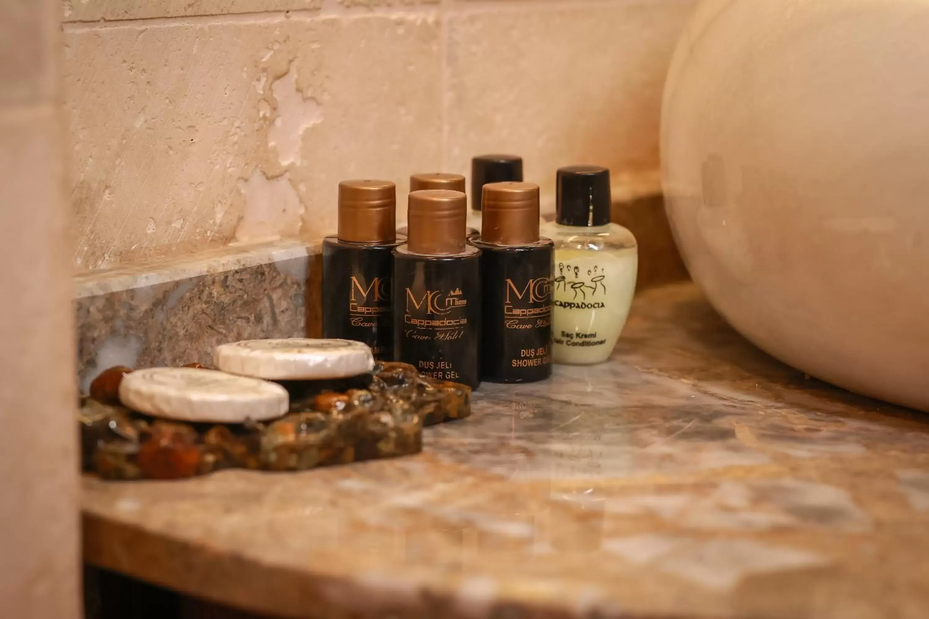 King Suite with Spa Bath in Mia Cappadocia Cave Hotel King Suite with Spa Bath in Mia Cappadocia Cave Hotel