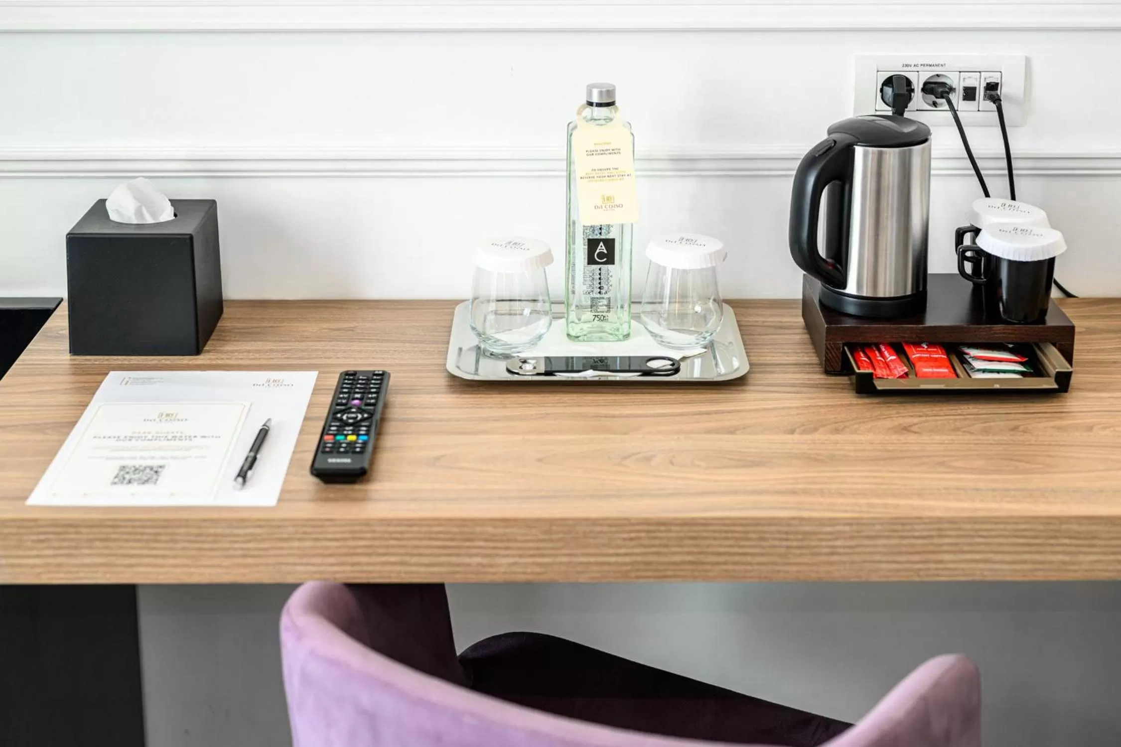 Coffee/tea facilities in Hotel Del Corso