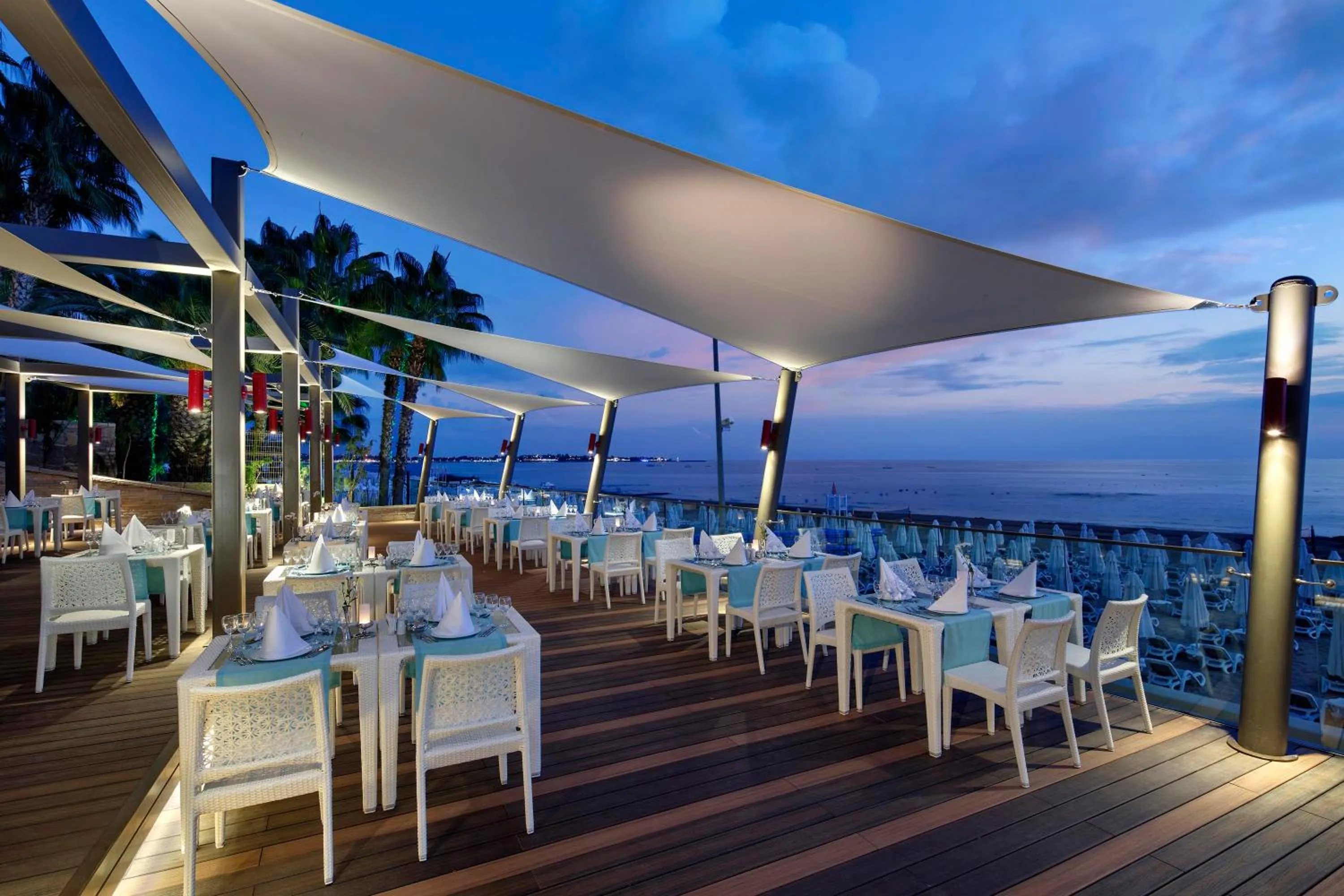 Restaurant/places to eat in The Sense Deluxe