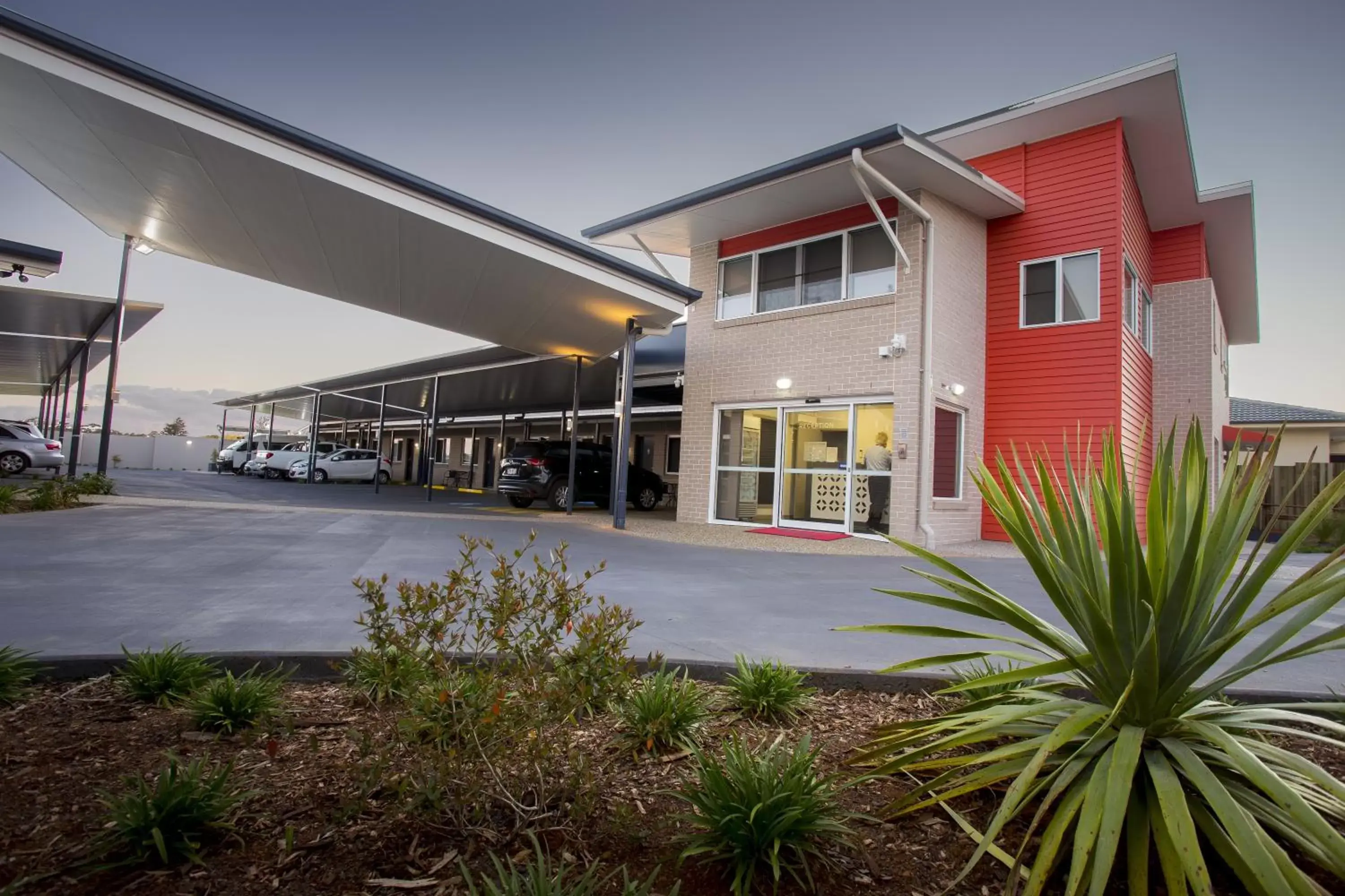 Facade/entrance, Property Building in Altitude Motel Apartments