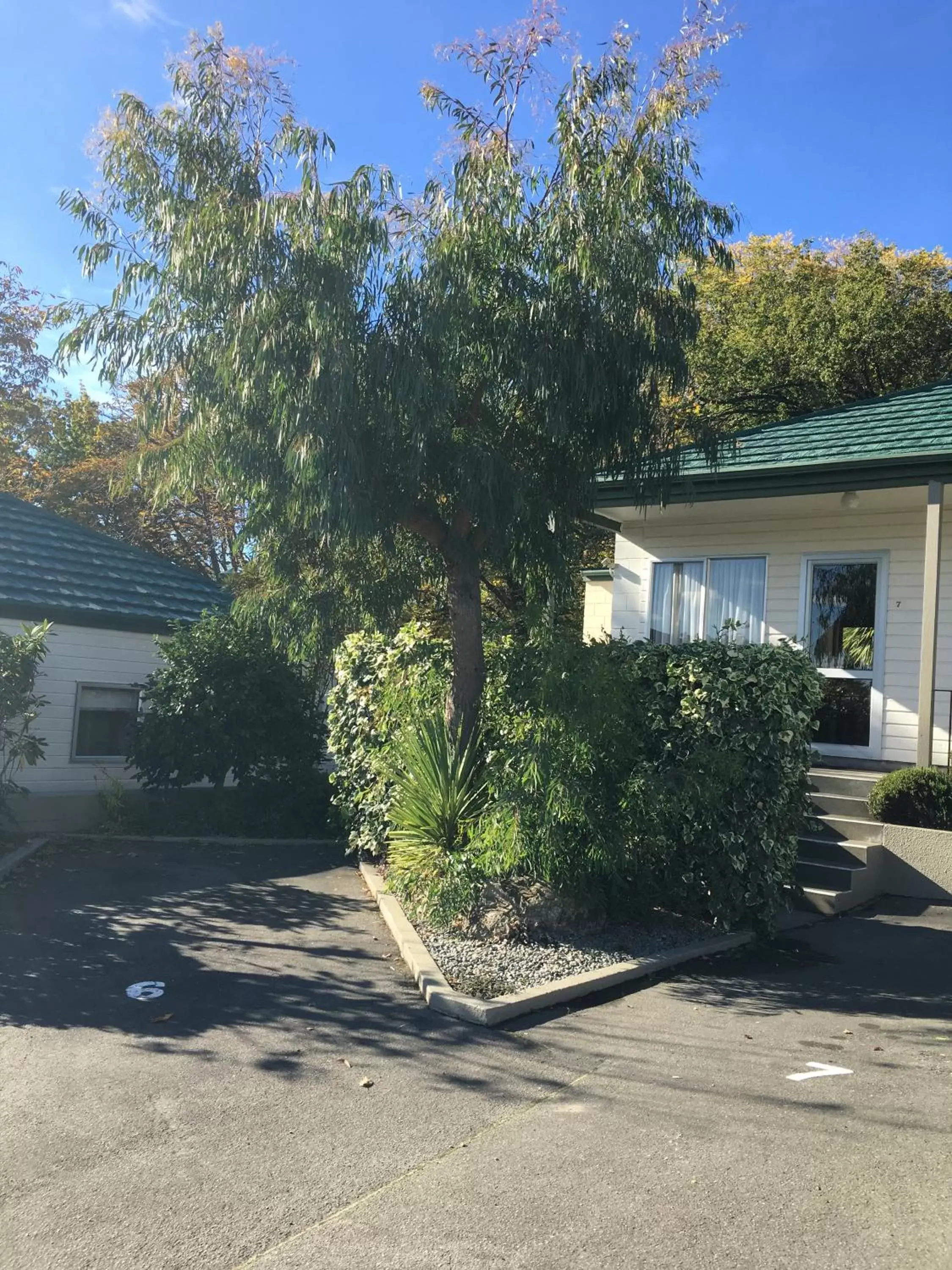 Facade/entrance, Property Building in Parklands Motor Lodge