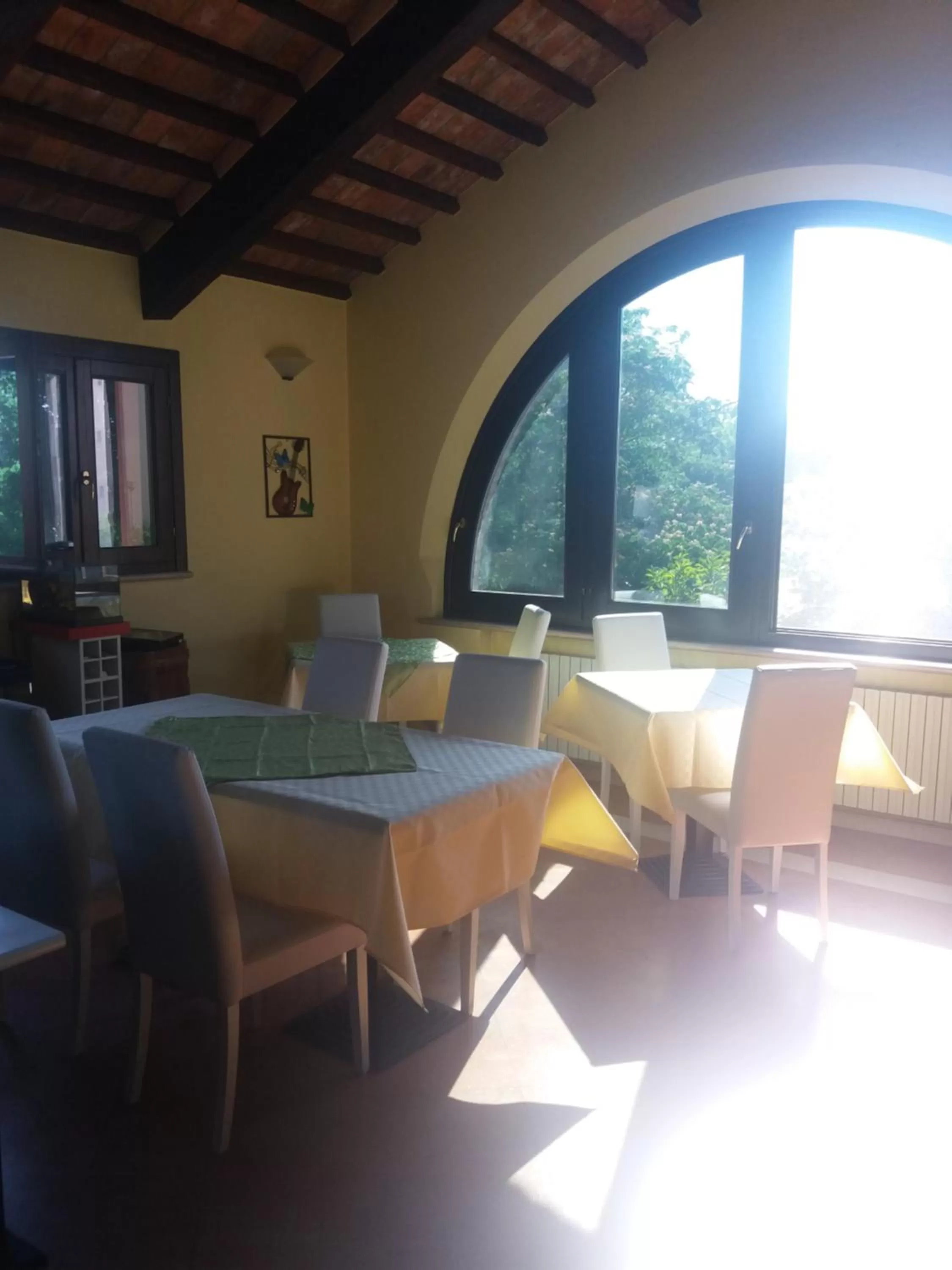 Breakfast in R&B un mondo a colori