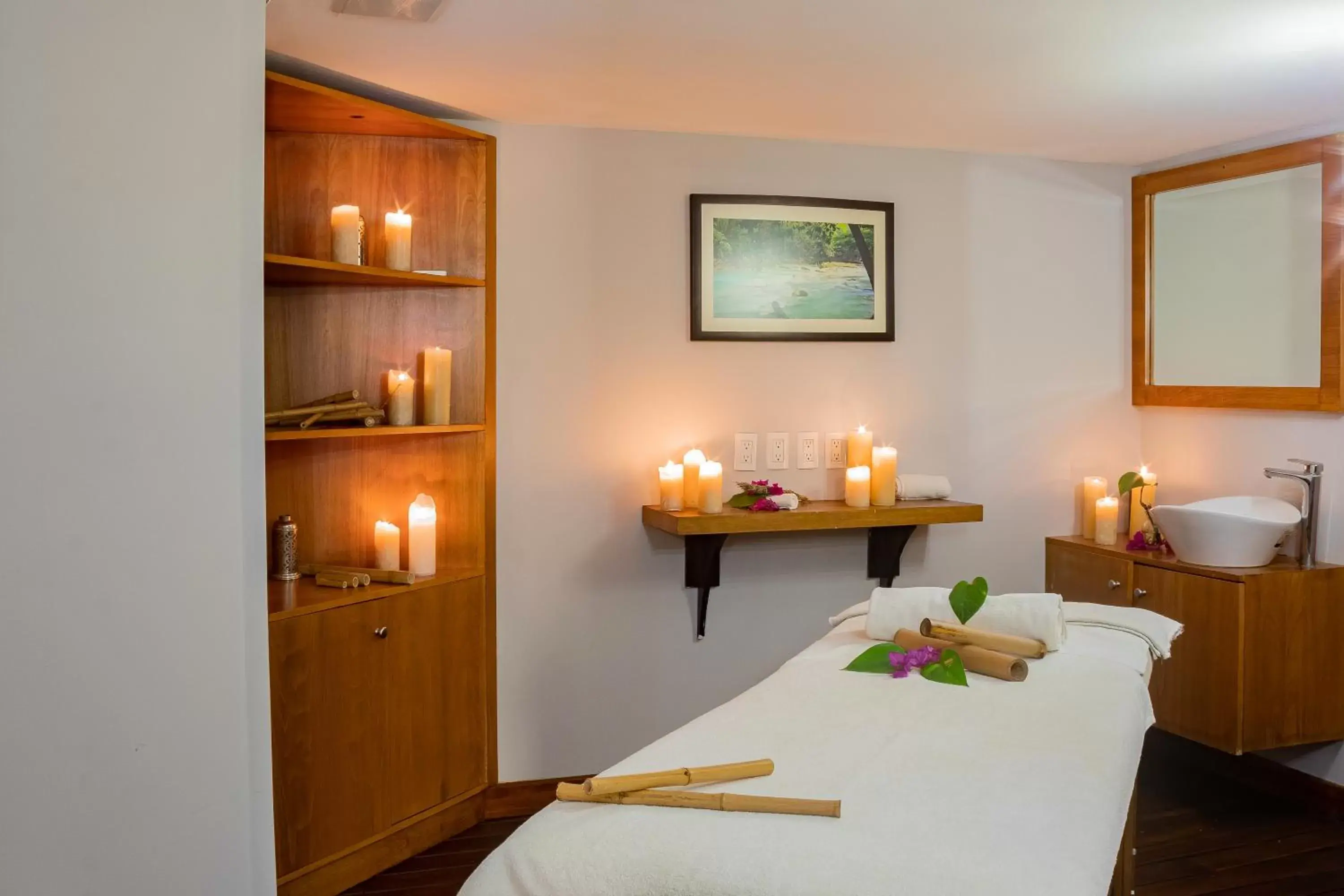 Massage in Casa del Alma Hotel Boutique & Spa