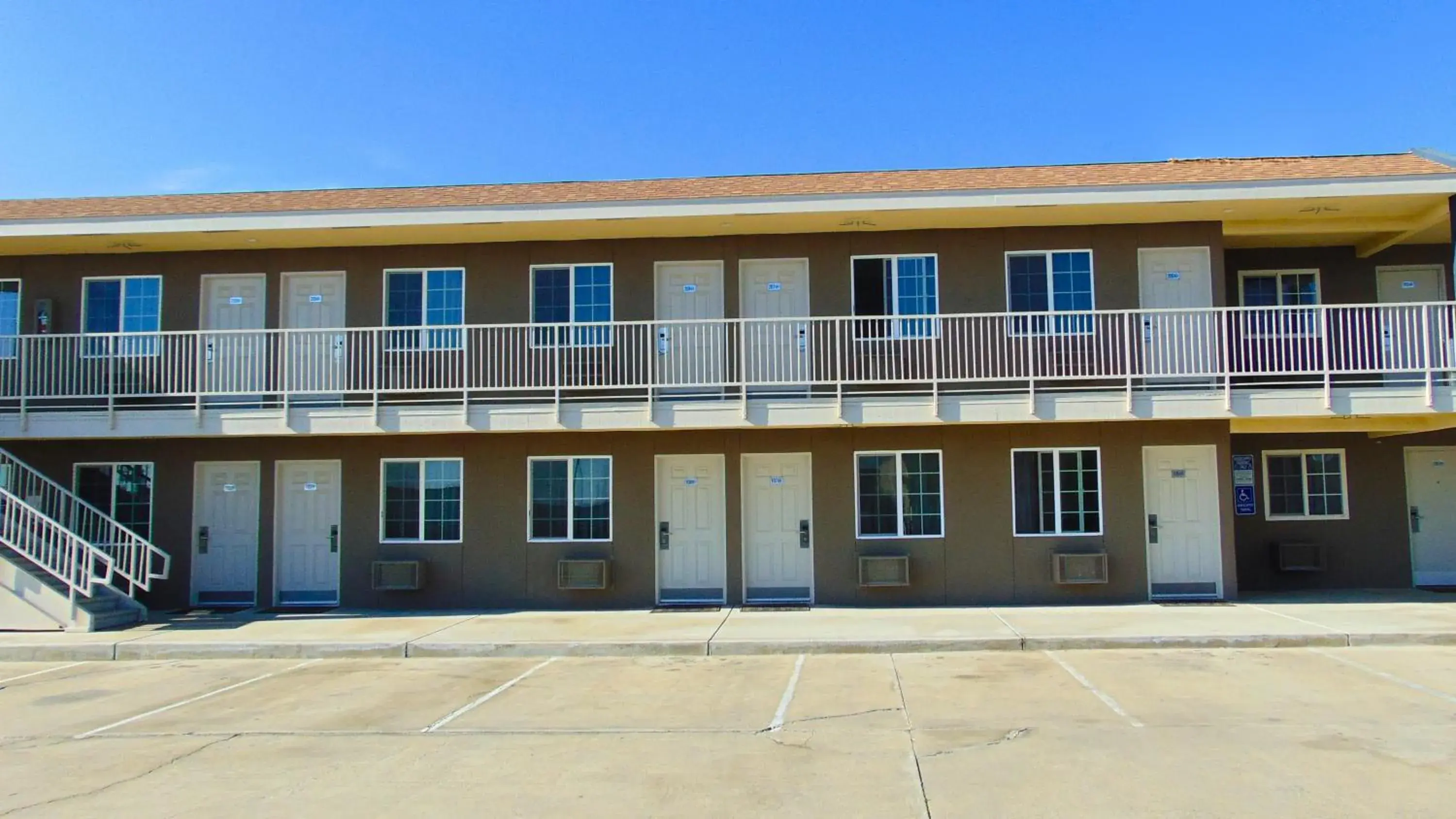 Property building in Corcoran Country Inn Property building in Corcoran Country Inn