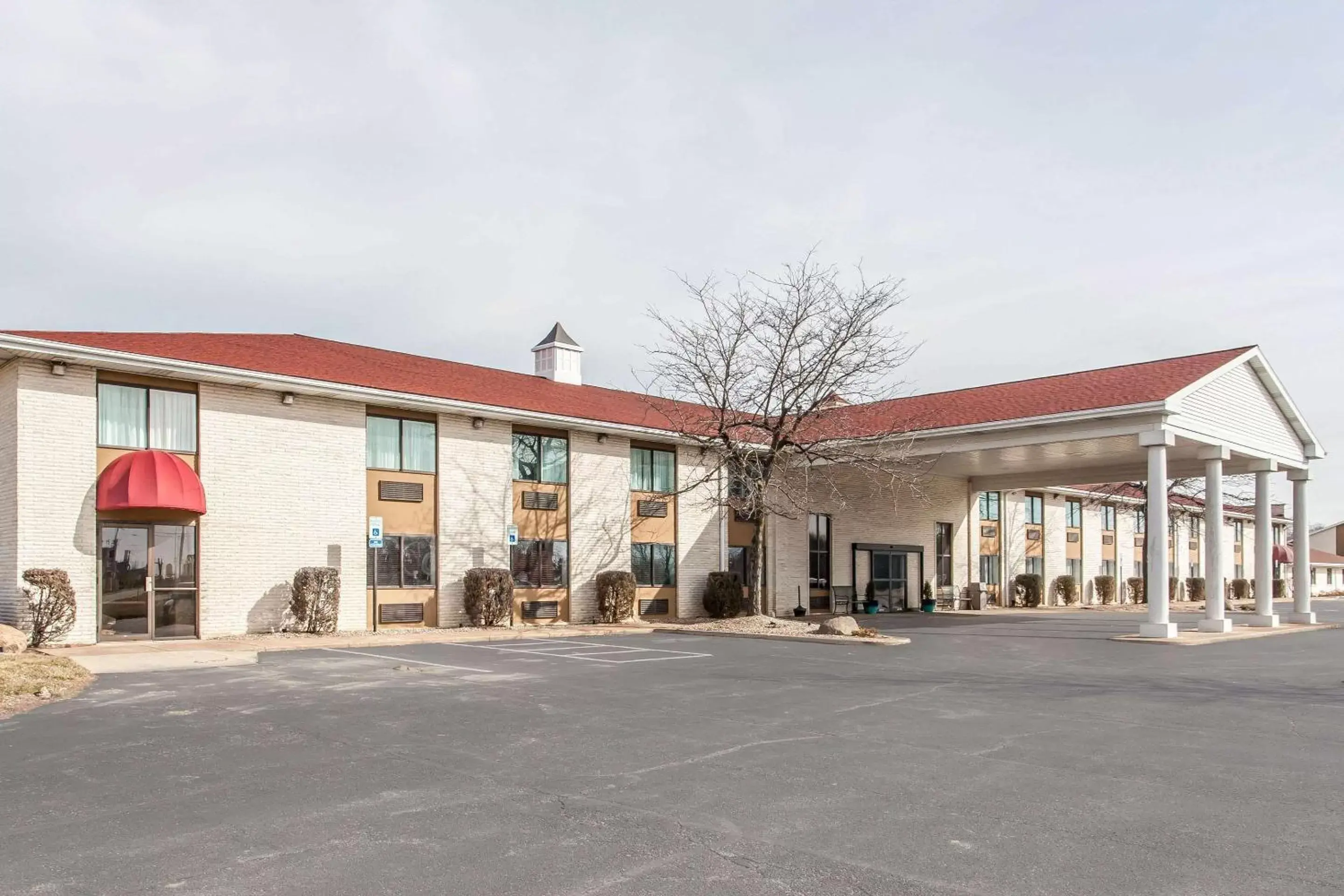 Property Building in Quality Inn Milan-Sandusky