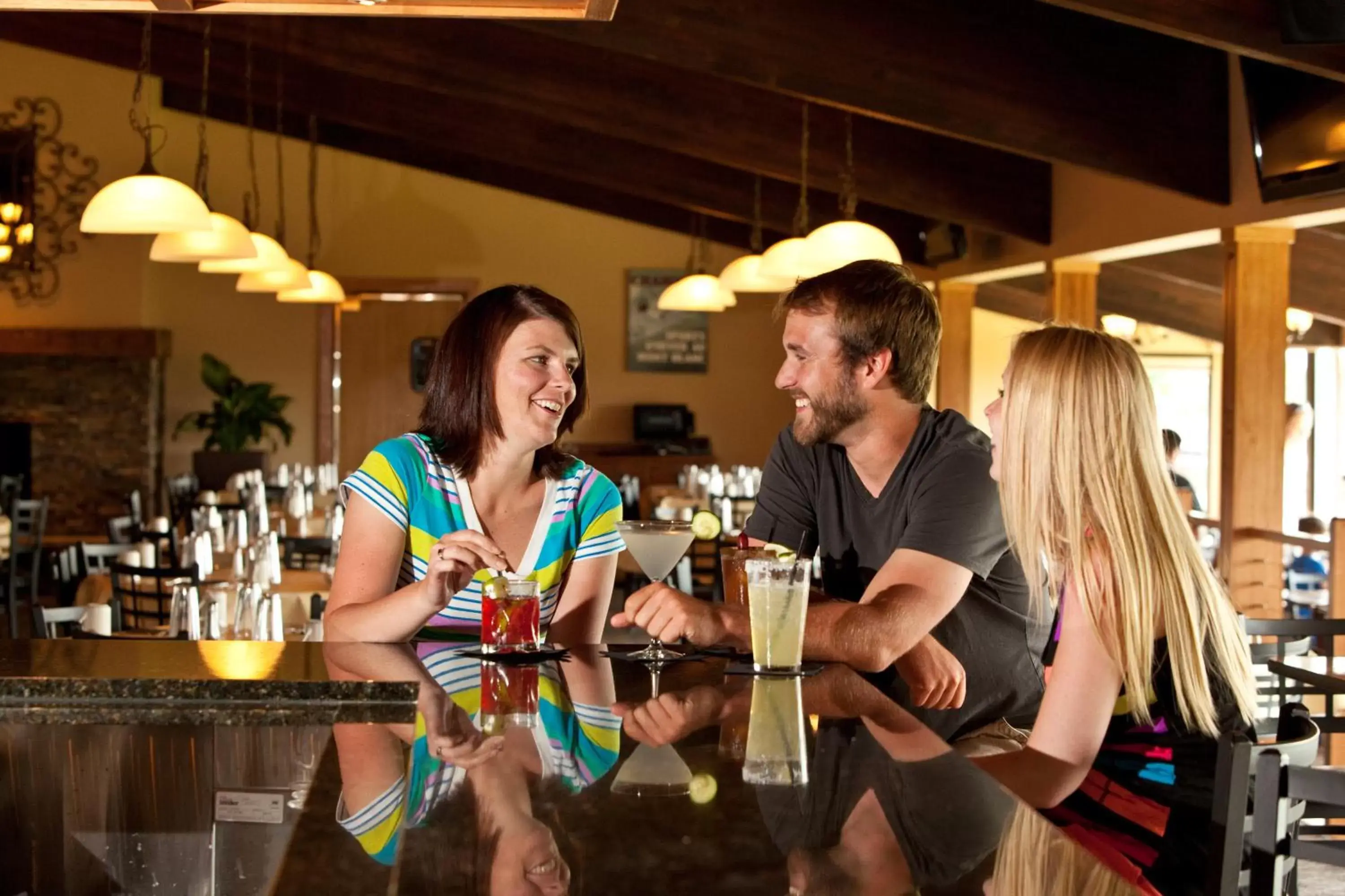 Restaurant/places to eat, Staff in Chestnut Mountain Resort