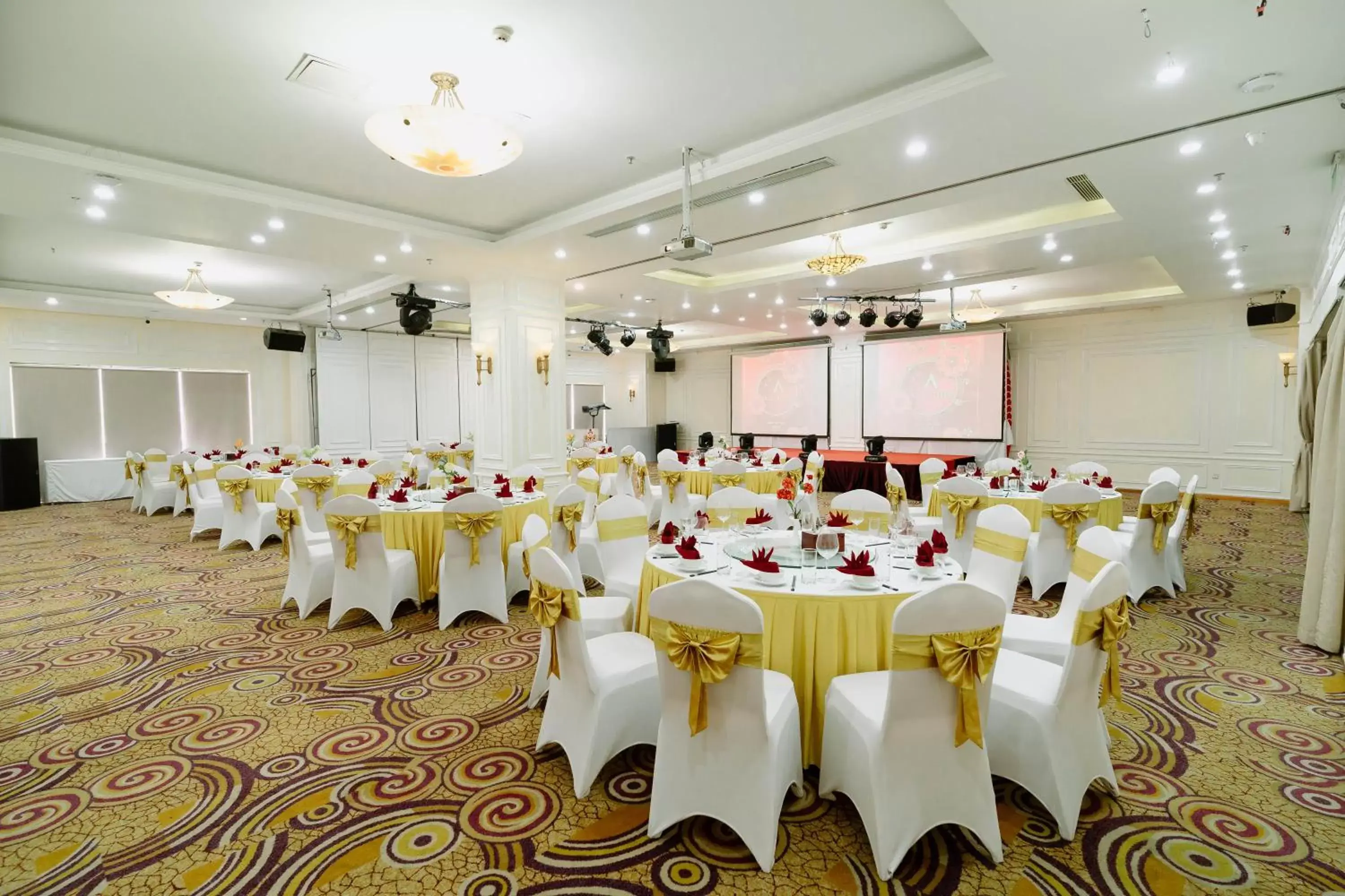 Banquet/Function facilities, Banquet Facilities in A25 Luxury Hotel