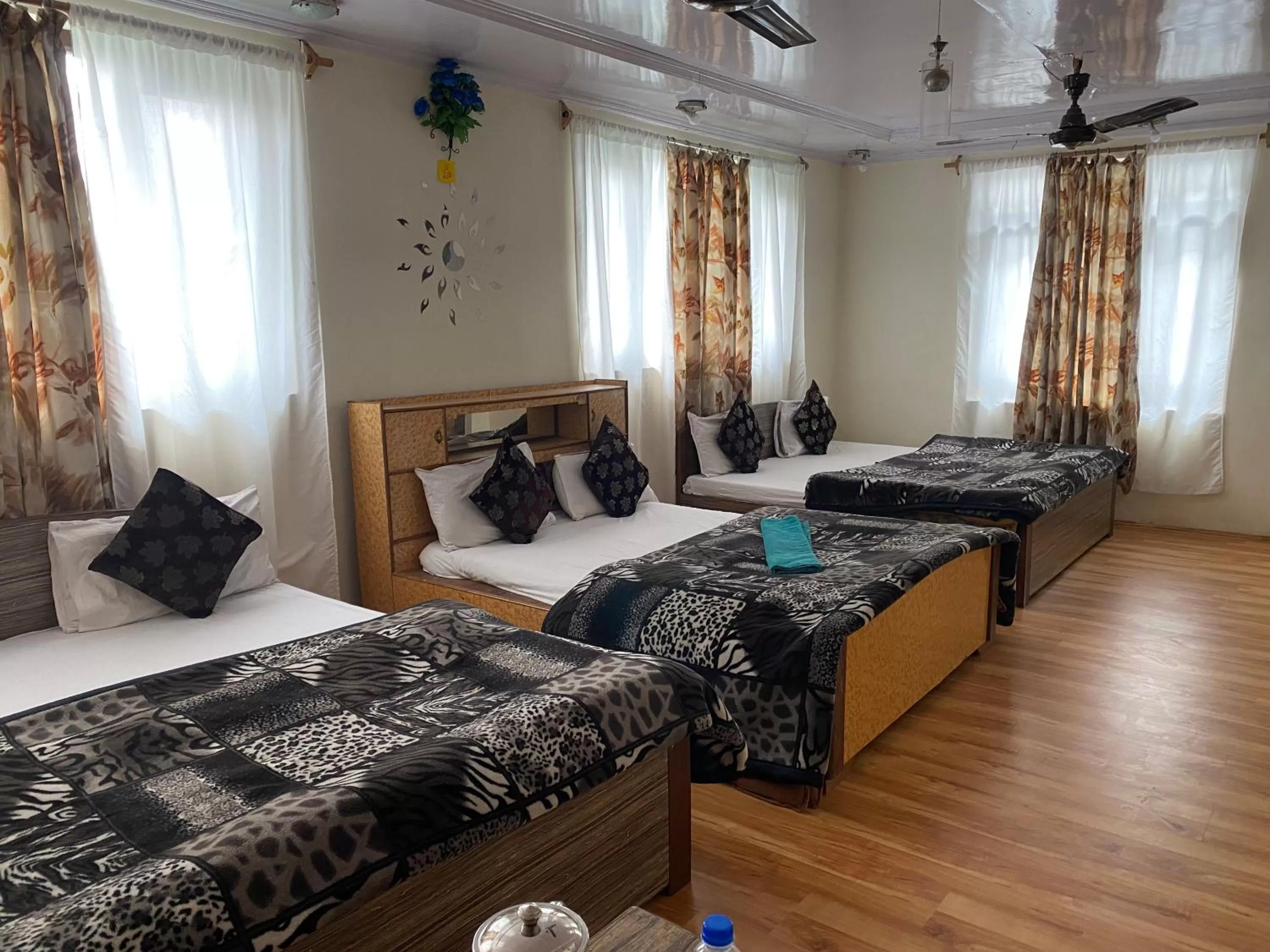 Bed in Hotel Young Mamta