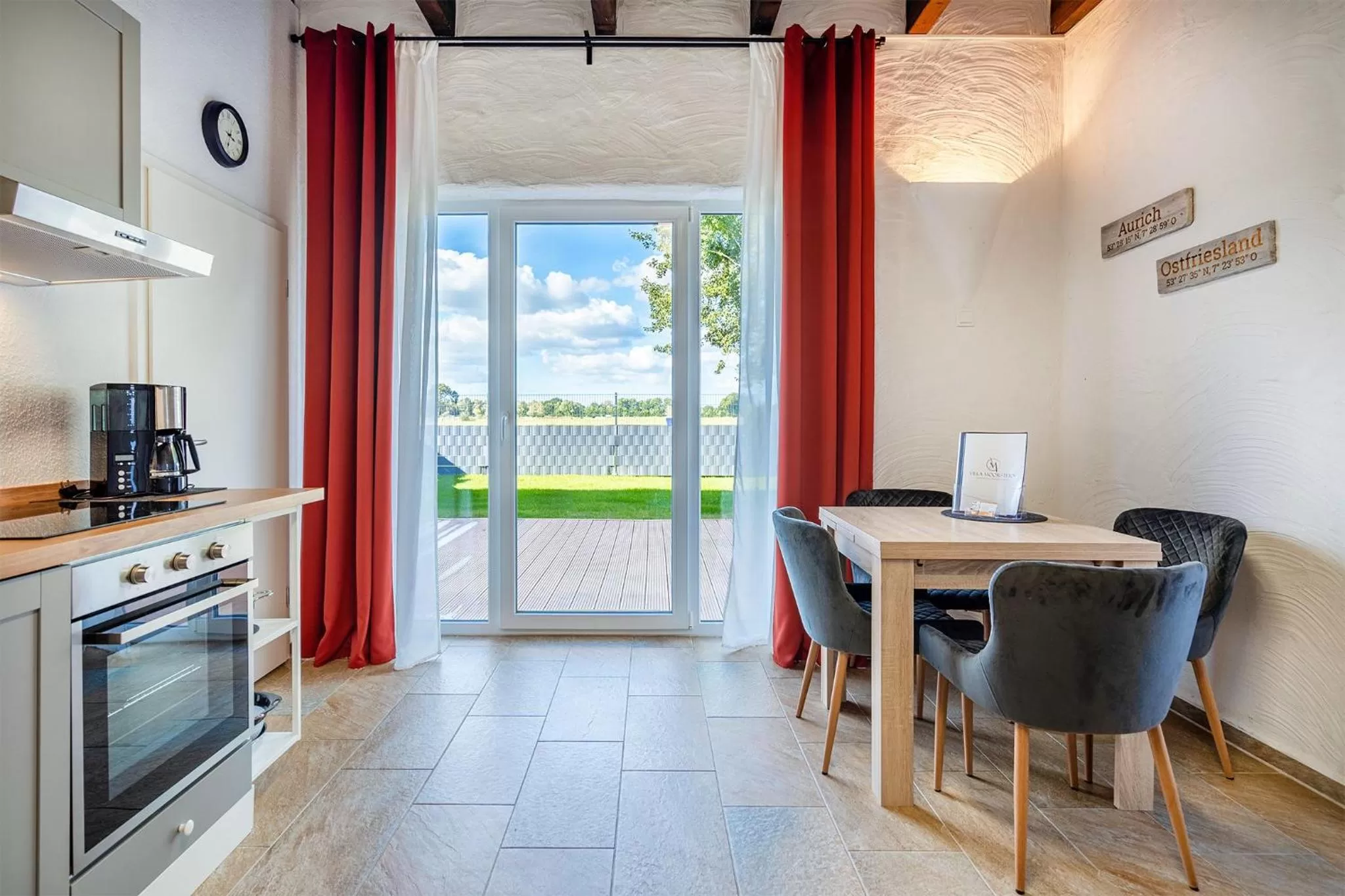 Kitchen or kitchenette in Villa Moorstern am Badesee Tannenhausen